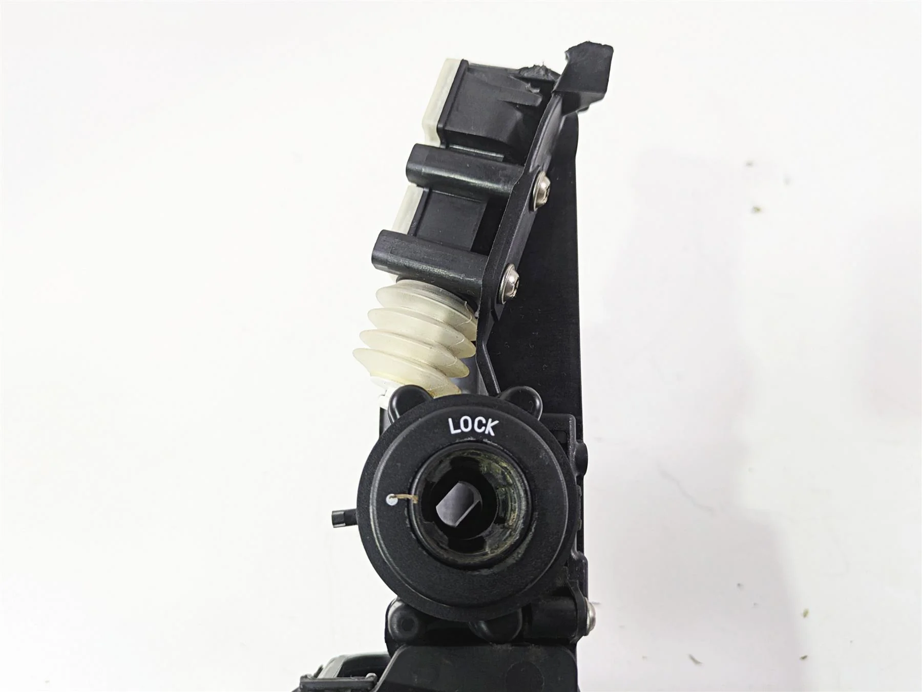 2014 BMW K1600 GTL  K48 Right Storage Compartment Box 46637710448 - Image 5