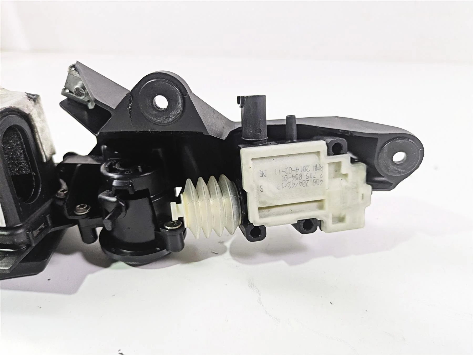 2014 BMW K1600 GTL  K48 Right Storage Compartment Box 46637710448 - Image 7