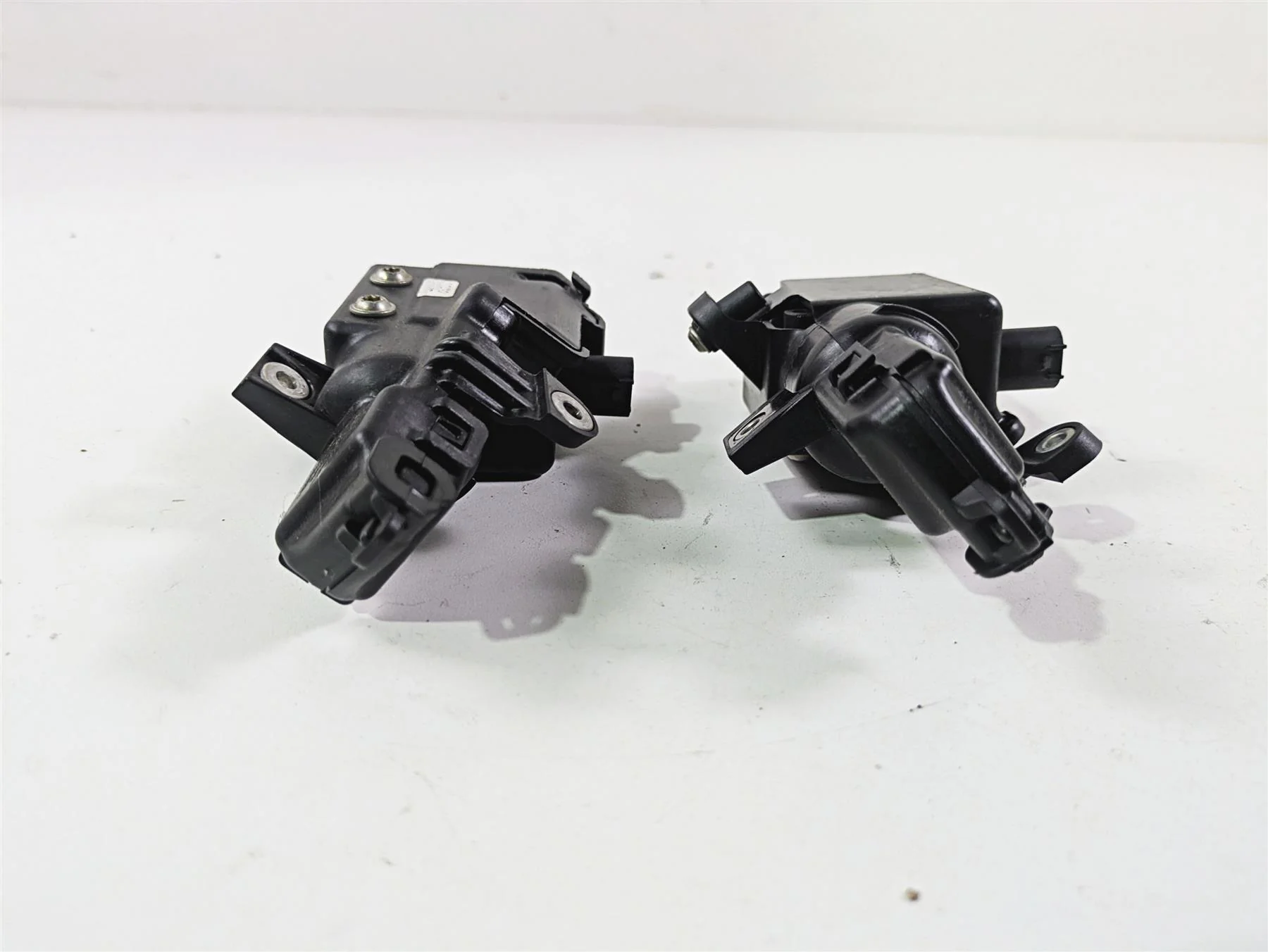 2014 BMW K1600 GTL  K48 Saddlebag Saddle Bag Lock Actuator Set 46547724038 - Image 10
