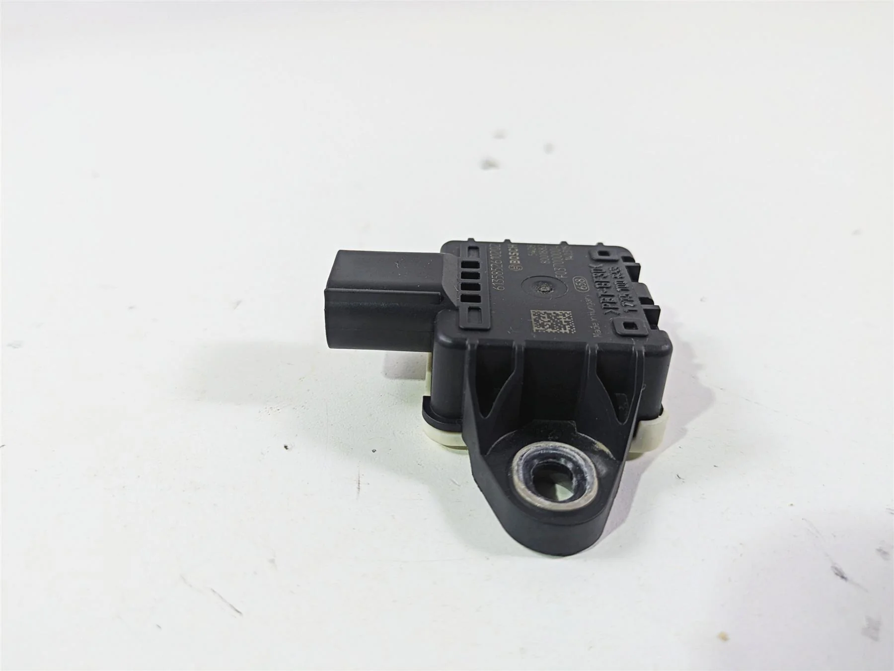 2014 BMW K1600 GTL K48 Speed Sensor Box Bosch 61358526102 - Image 2