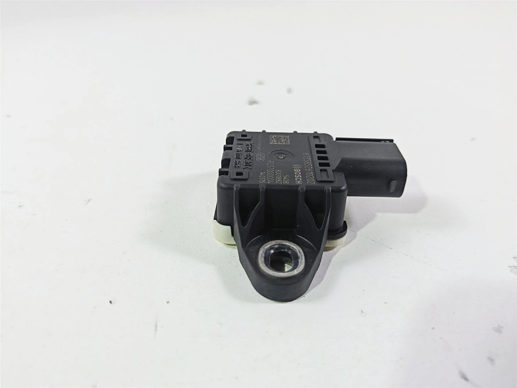 2014 BMW K1600 GTL K48 Speed Sensor Box Bosch 61358526102 - Image 4