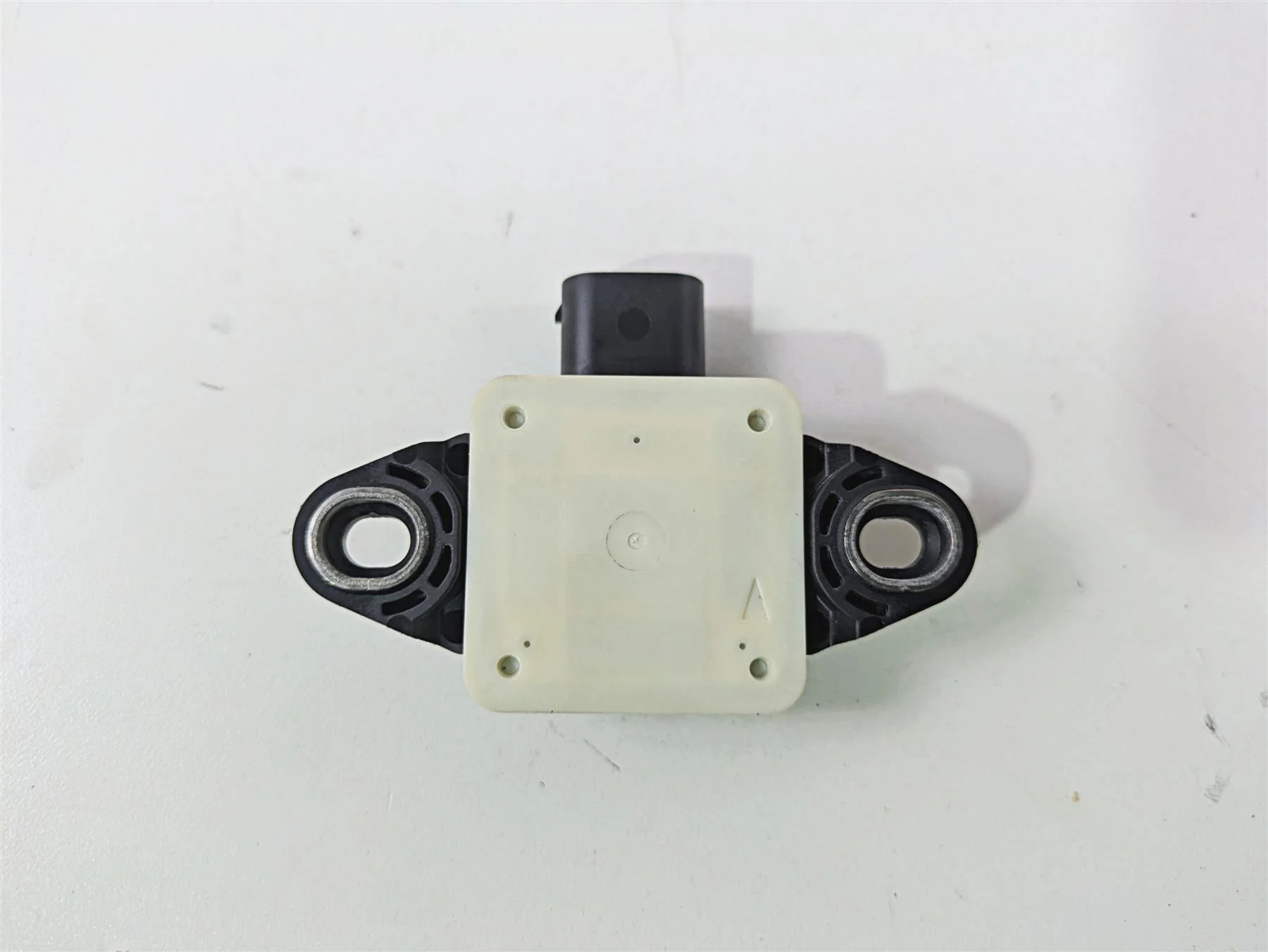 2014 BMW K1600 GTL K48 Speed Sensor Box Bosch 61358526102 - Image 5