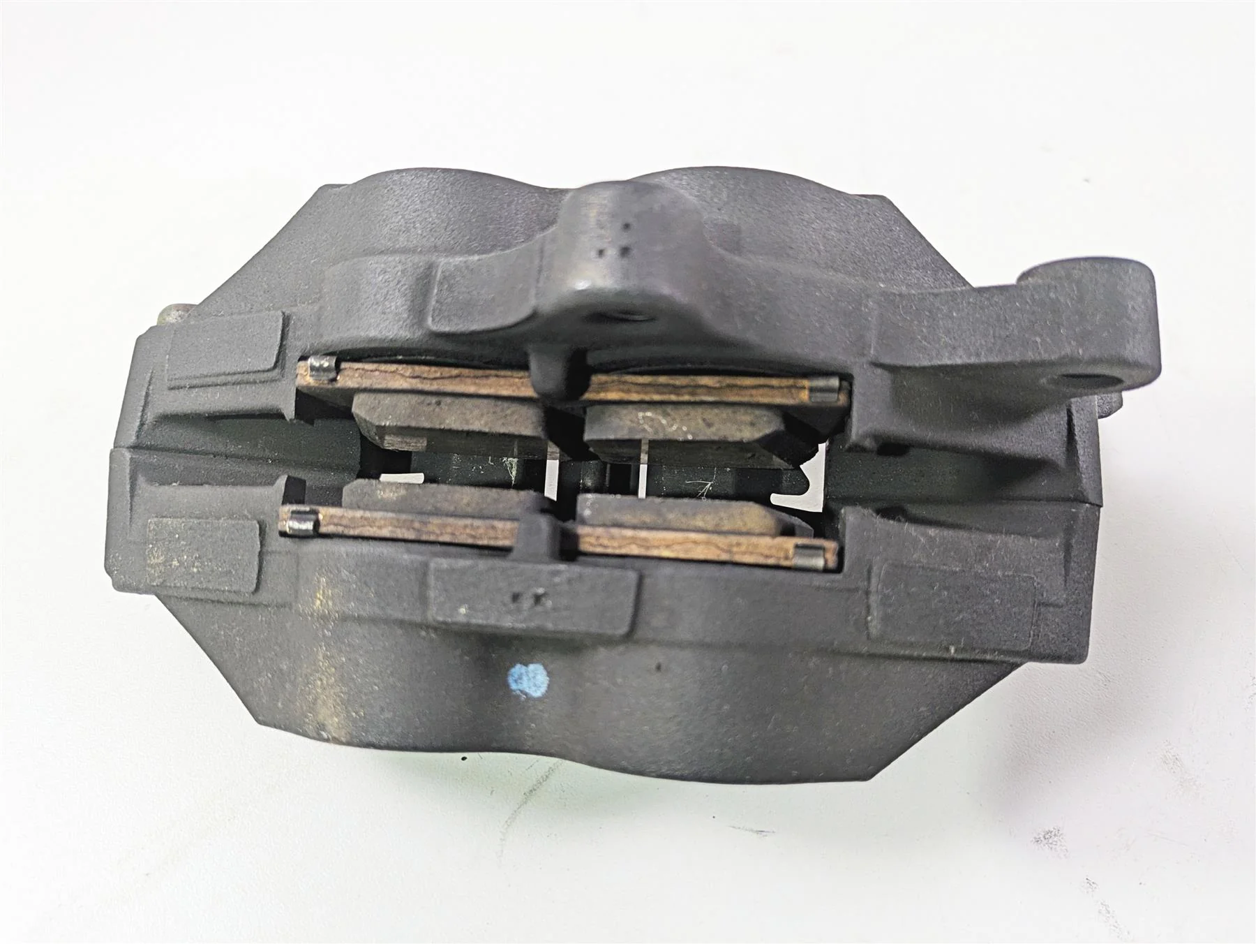 2014 BMW K1600 GTL K48 Tokico Front Brake Caliper Set 34117726766 34117728943 - Image 5
