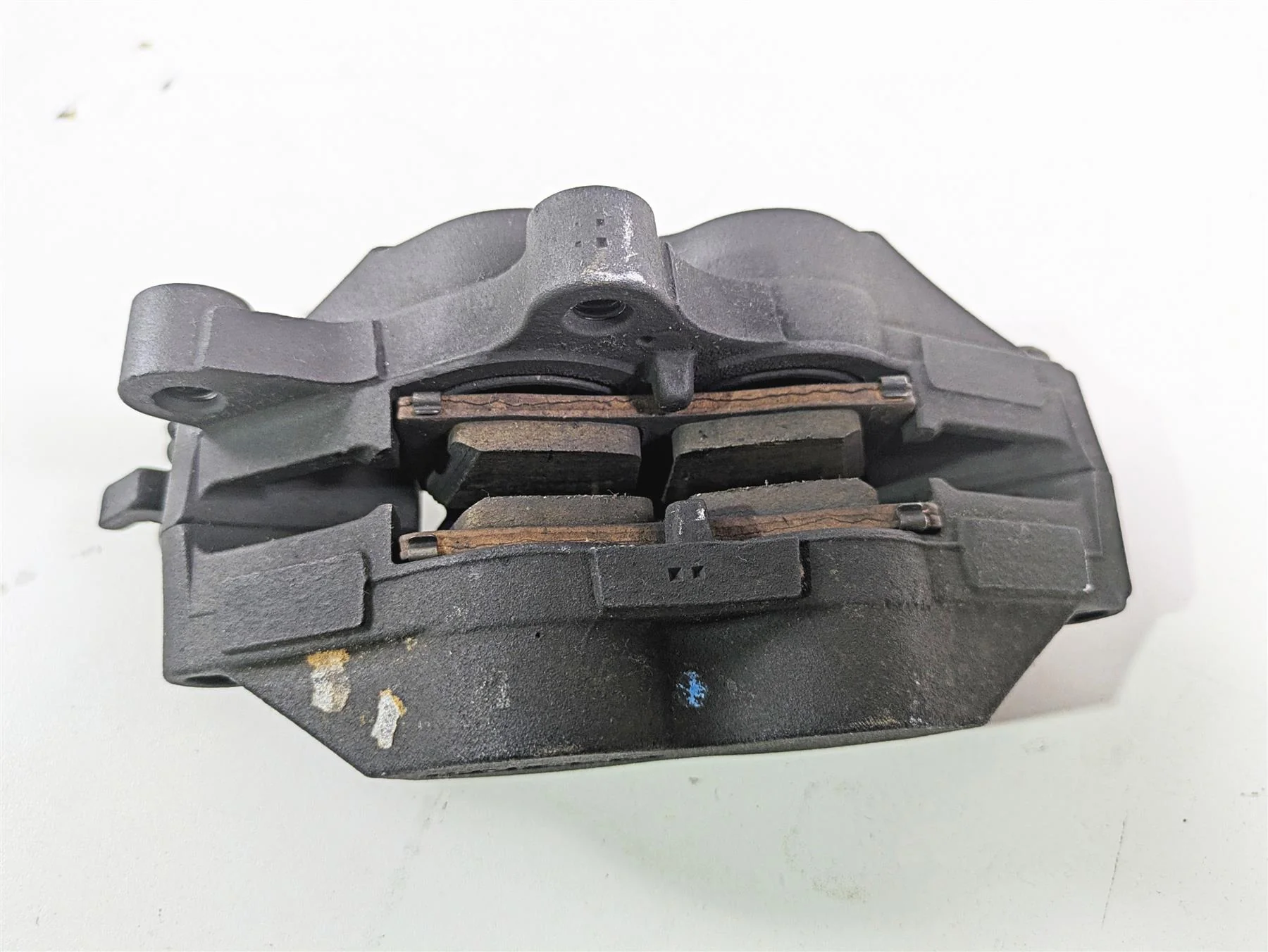 2014 BMW K1600 GTL K48 Tokico Front Brake Caliper Set 34117726766 34117728943 - Image 6