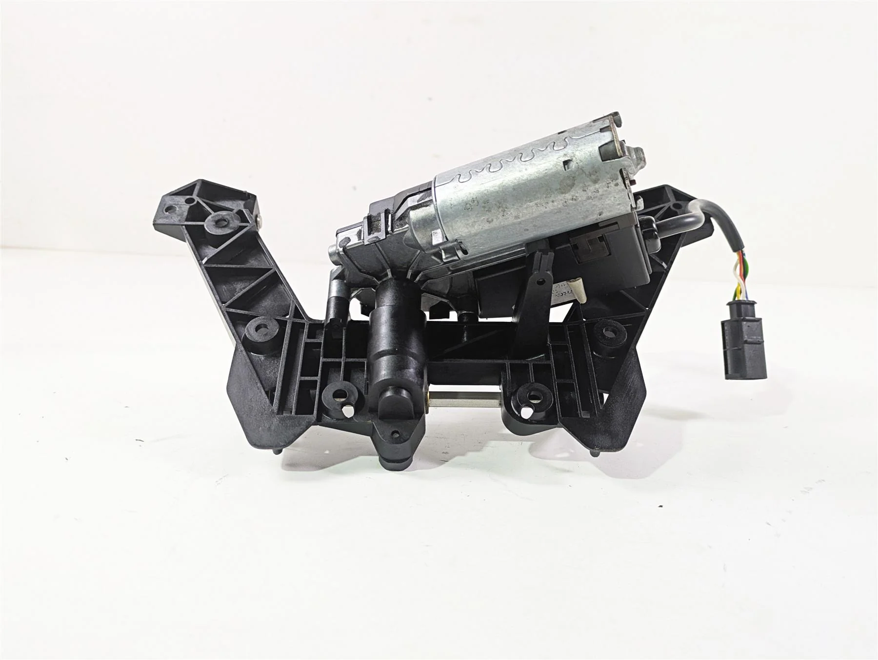 2014 BMW K1600 GTL  K48 Windshield Adjuster & Motor 46637724081 46638557439 - Image 3