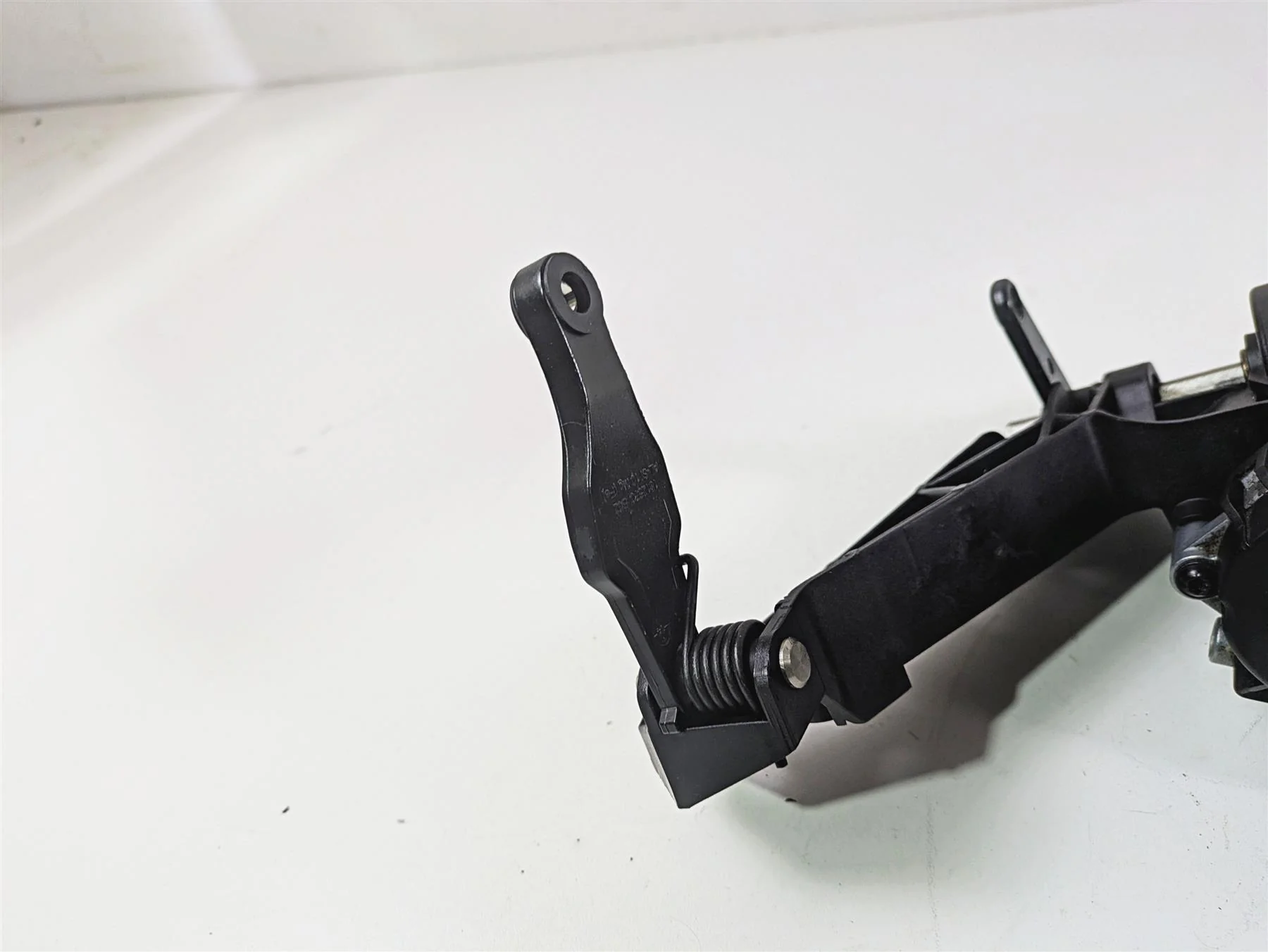 2014 BMW K1600 GTL  K48 Windshield Adjuster & Motor 46637724081 46638557439 - Image 9
