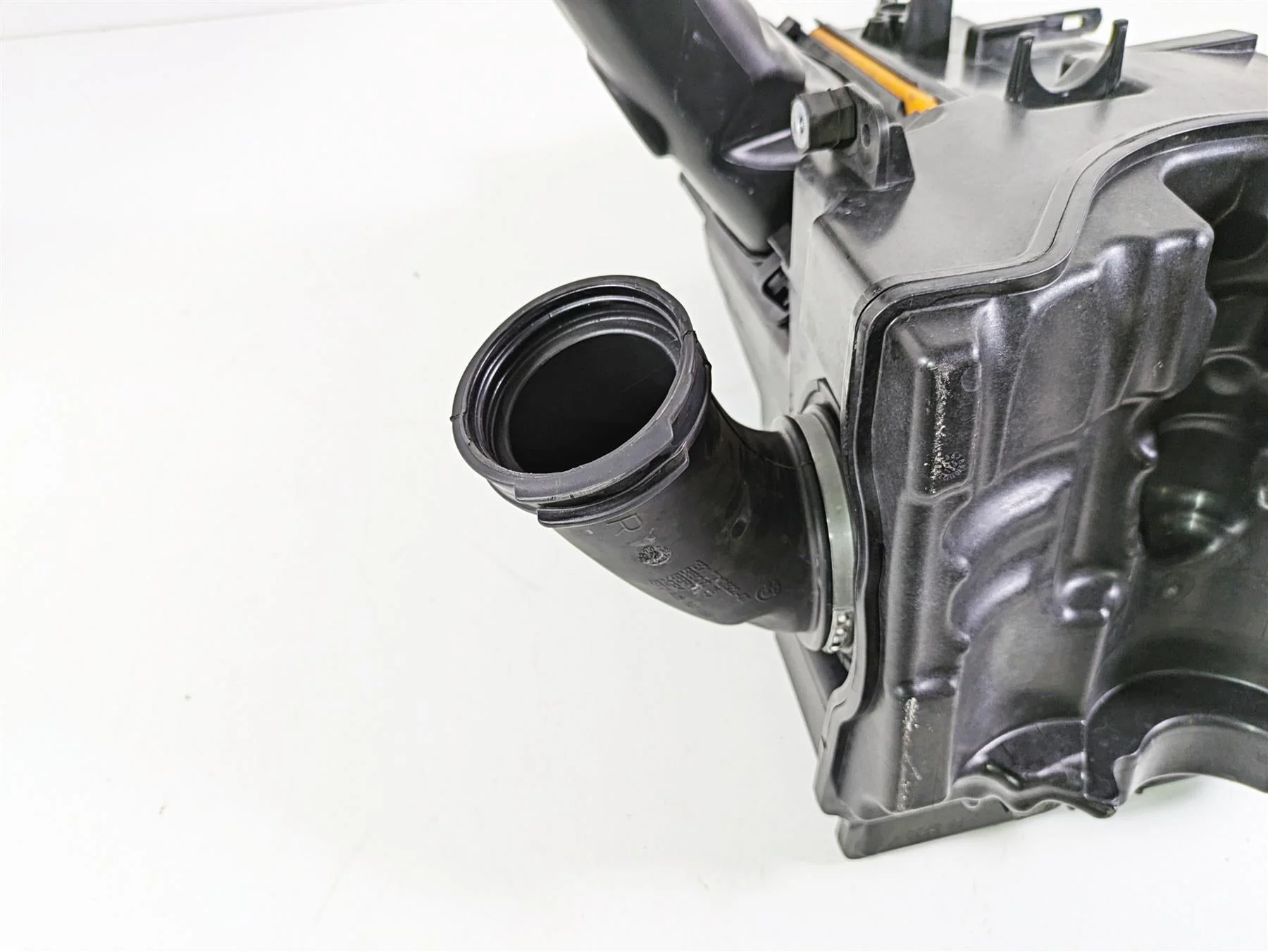 2014 BMW R nine T R9T K21 Air Box Cleaner Breather Filter Set 13717720354 - Image 11