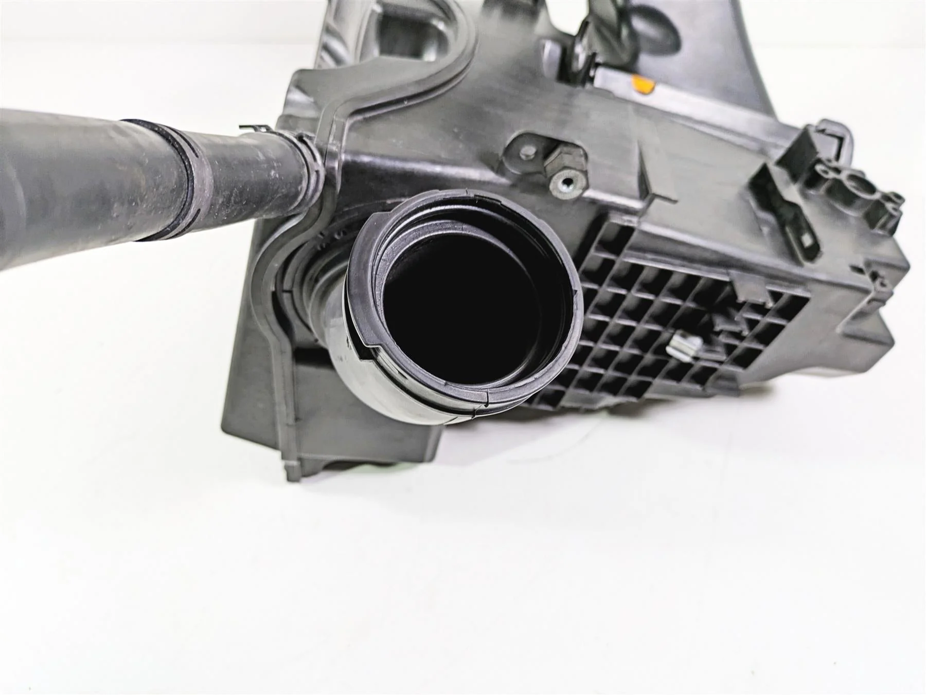 2014 BMW R nine T R9T K21 Air Box Cleaner Breather Filter Set 13717720354 - Image 12