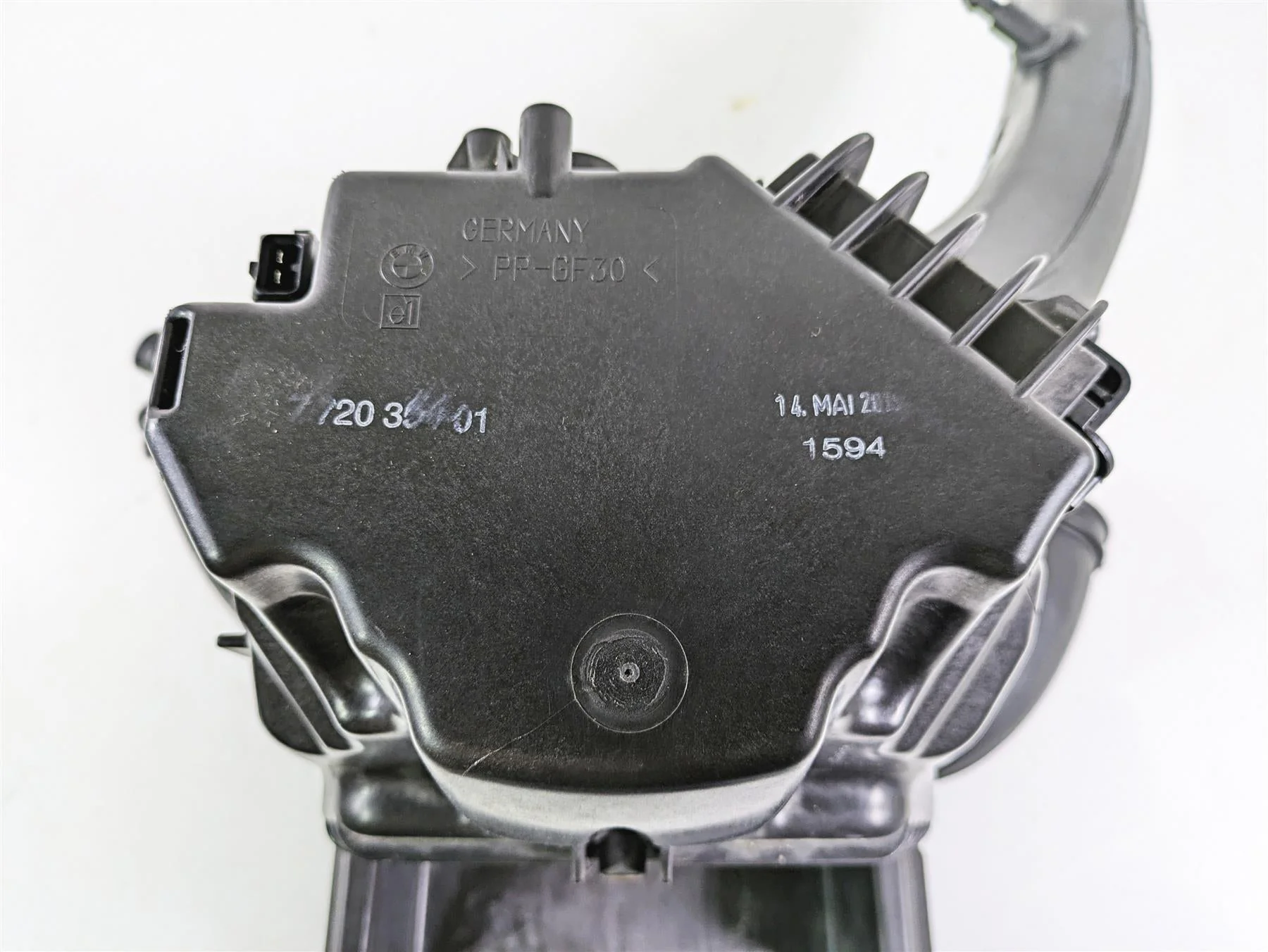 2014 BMW R nine T R9T K21 Air Box Cleaner Breather Filter Set 13717720354 - Image 9