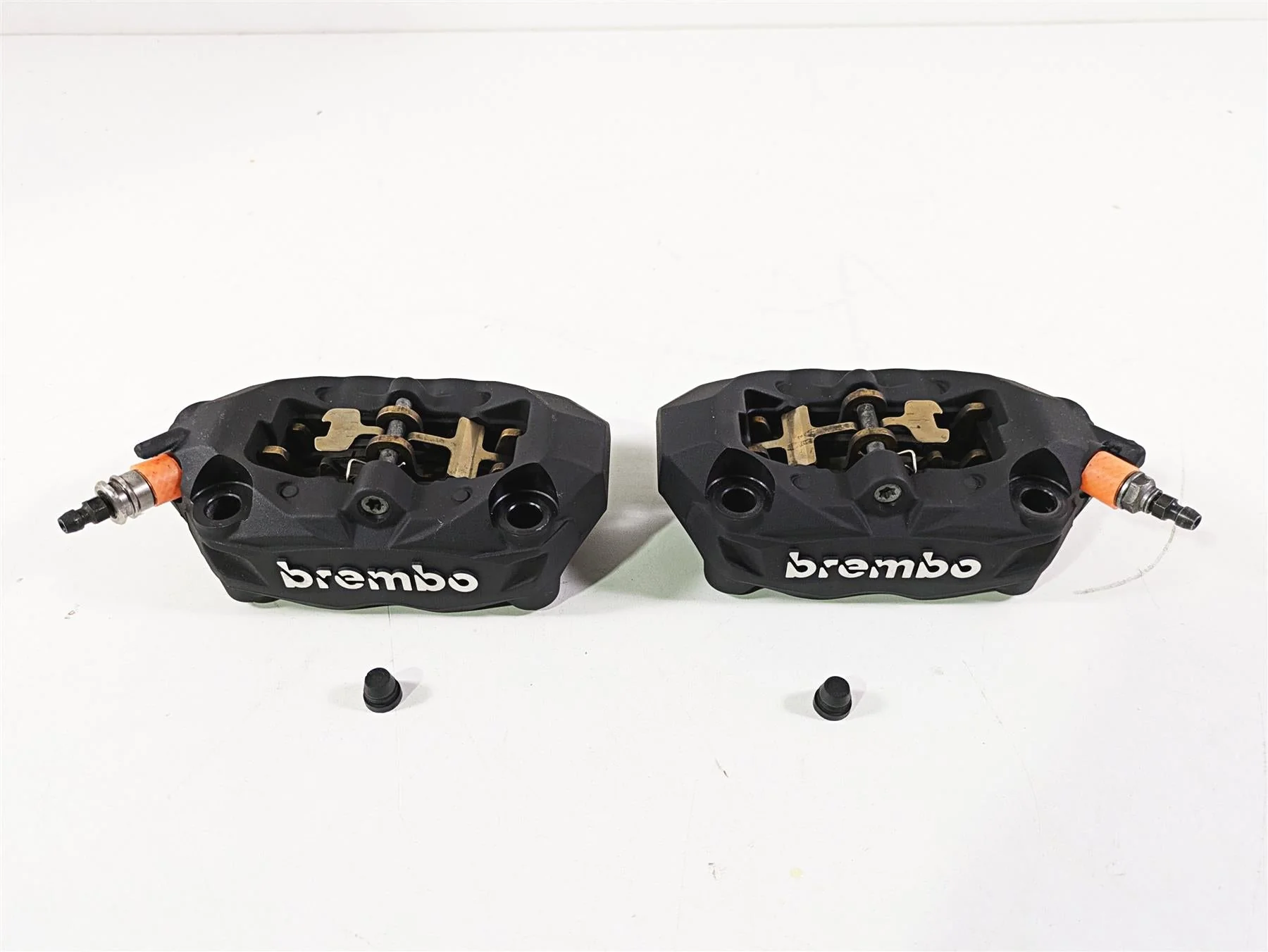 2014 BMW R nine T R9T K21 Front Brake Caliper Set 100mm Brembo 34118535162