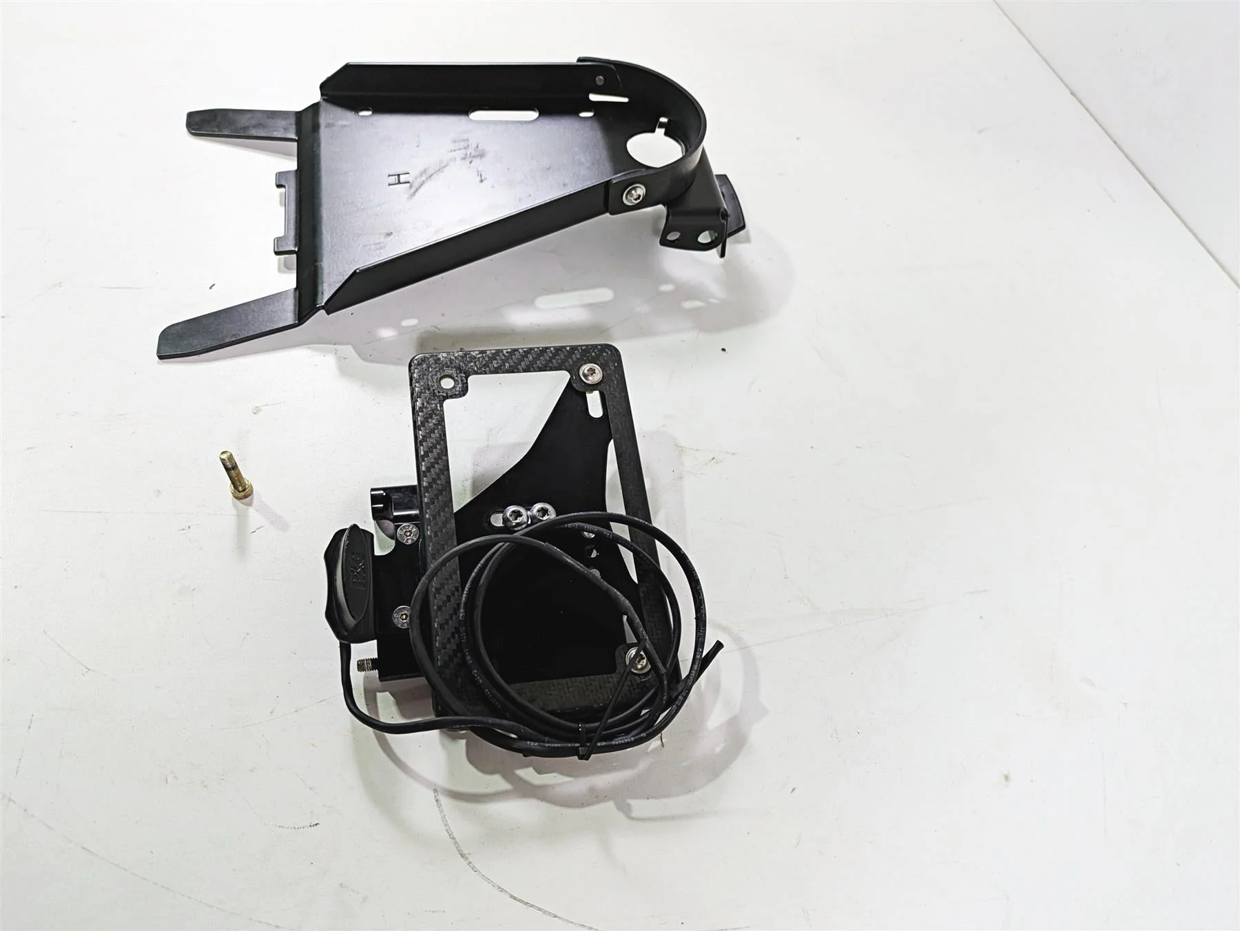 2014 BMW R nine T R9T K21 R&G Fender Eliminator Side Plate Holder Set LP0174BK - Image 5