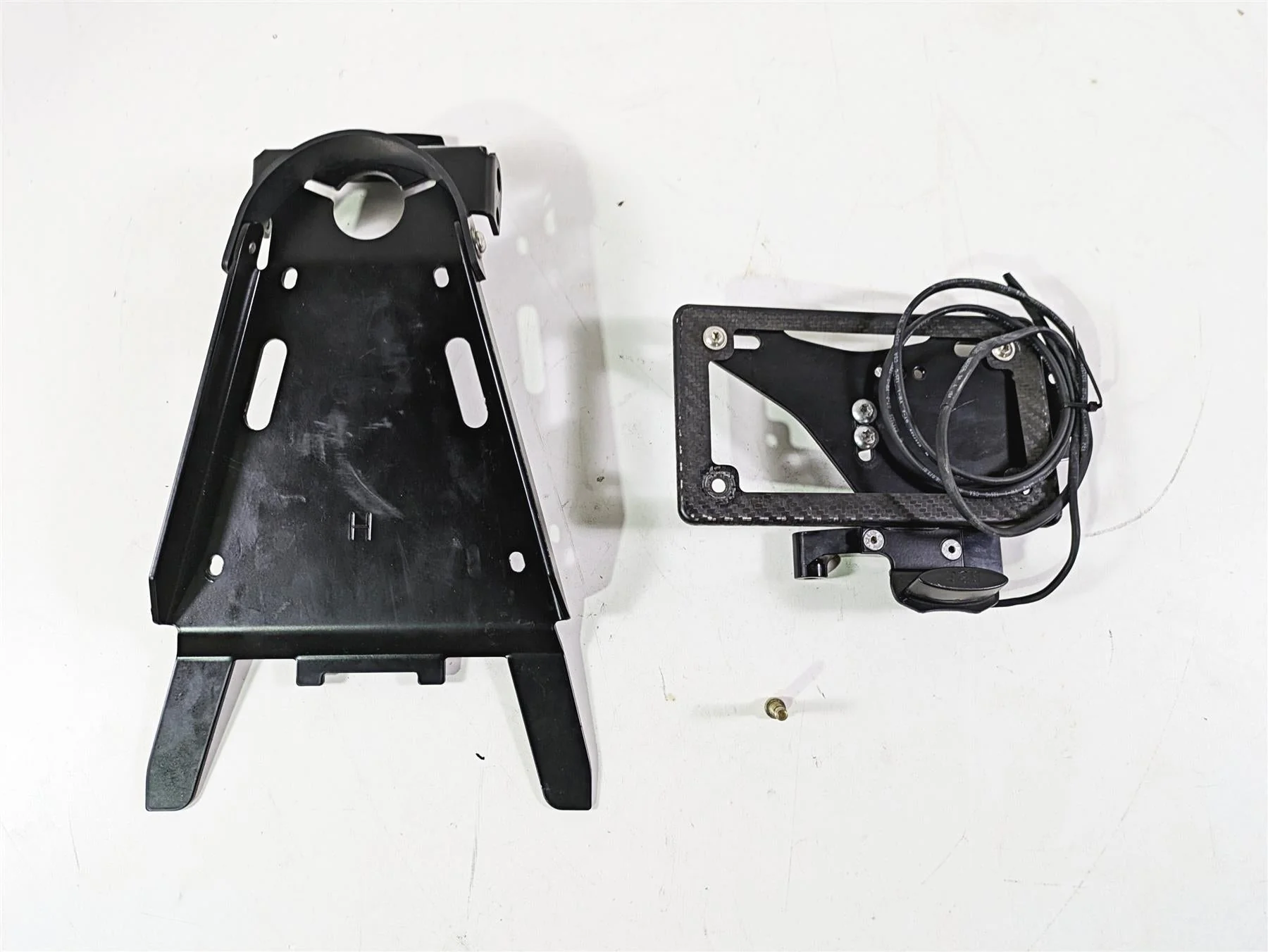 2014 BMW R nine T R9T K21 R&G Fender Eliminator Side Plate Holder Set LP0174BK - Image 6
