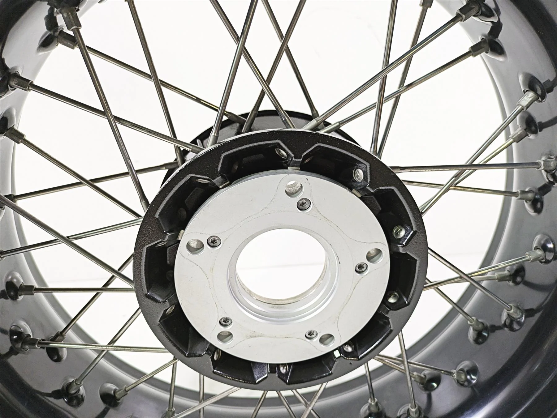 2014 BMW R nine T R9T K21 Rear Wheel Rim Black Spoke 17x5.5 -Ding 36318544696 - Image 6