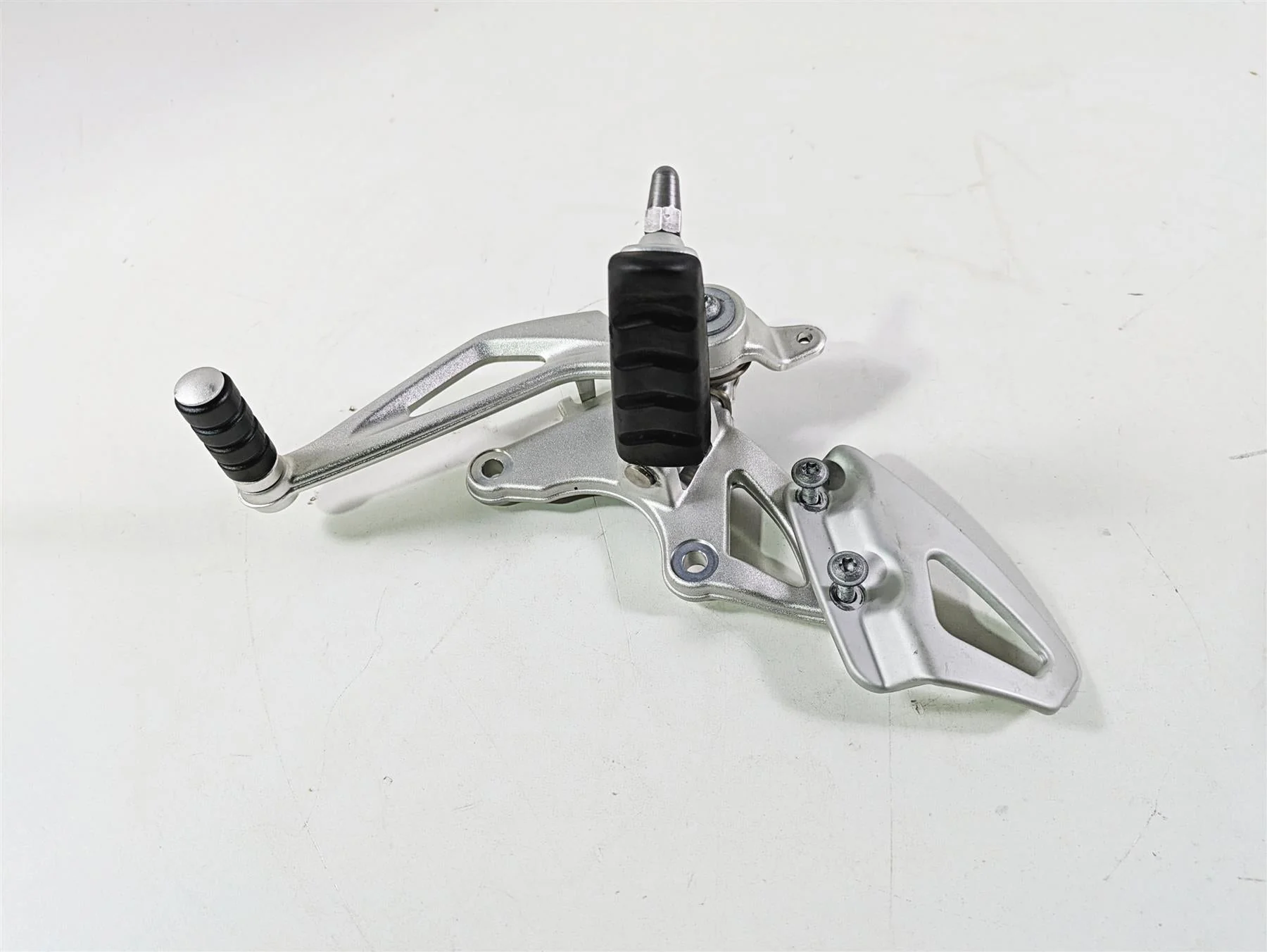 2014 BMW R nine T R9T K21 Right Front Rider Footpeg & Brake Pedal 46717671078