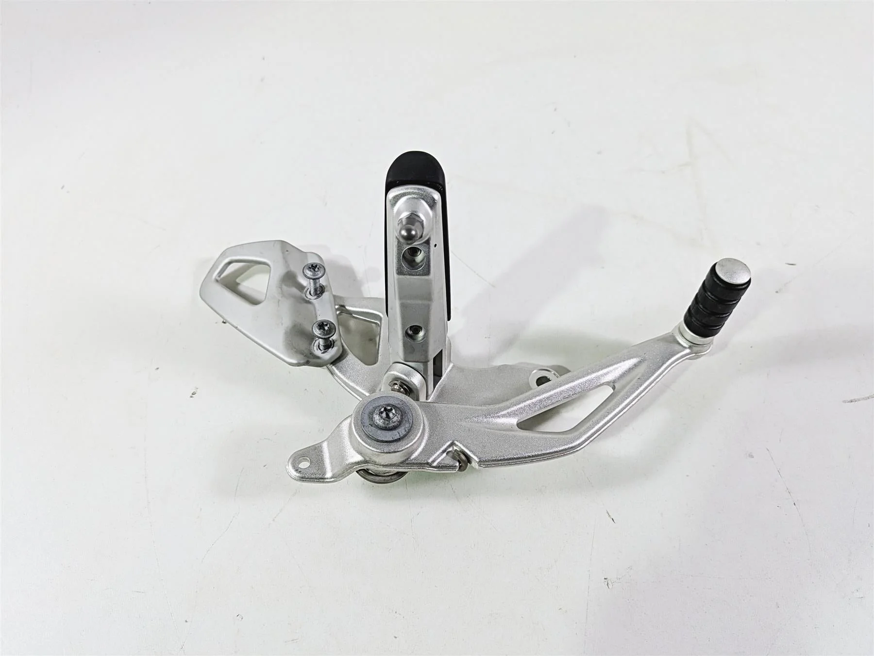 2014 BMW R nine T R9T K21 Right Front Rider Footpeg & Brake Pedal 46717671078 - Image 11