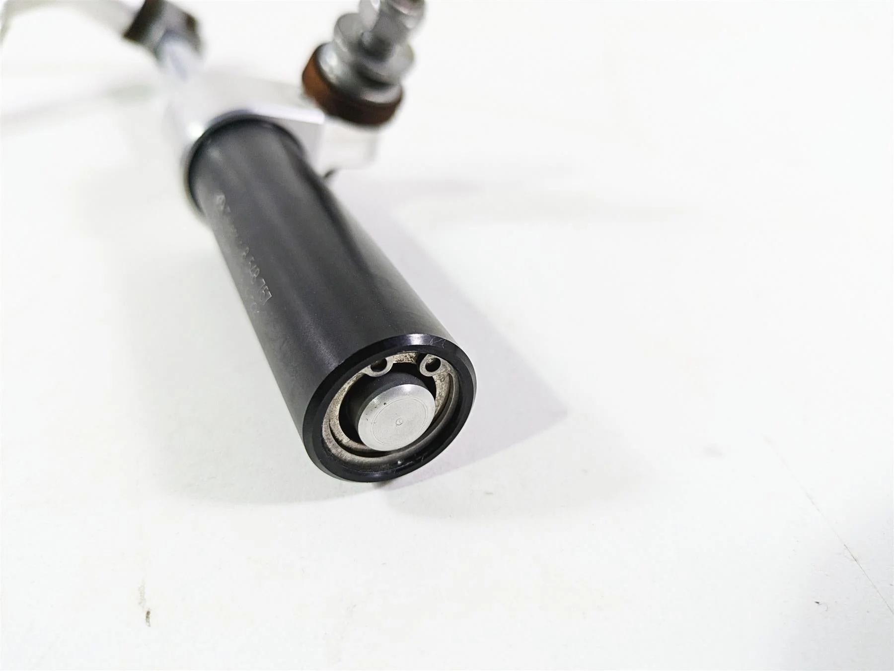 2014 BMW R nine T R9T K21 Steering Damper & Mounts 32768548757 - Image 6