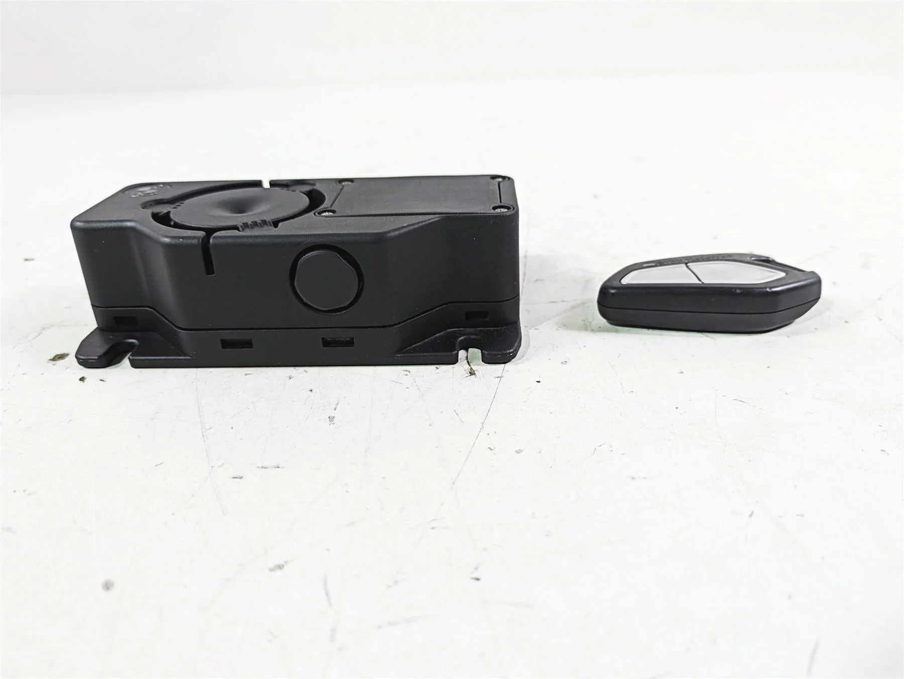 2014 BMW R1200 RT RTW K52 Alarm Control Unit Dwa Basic Low & Fob 77538554348 - Image 5