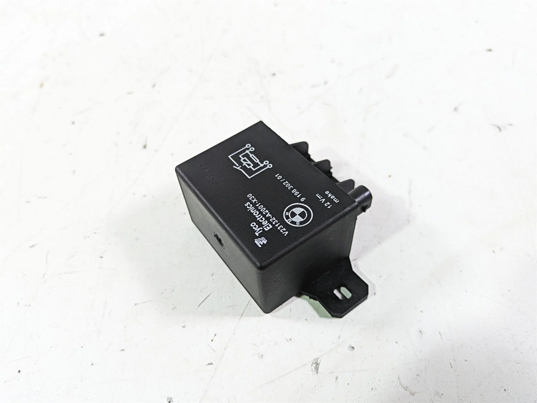 2014 BMW R1200 RT RTW K52 Engine Starter Relays 61368354778 - Image 10