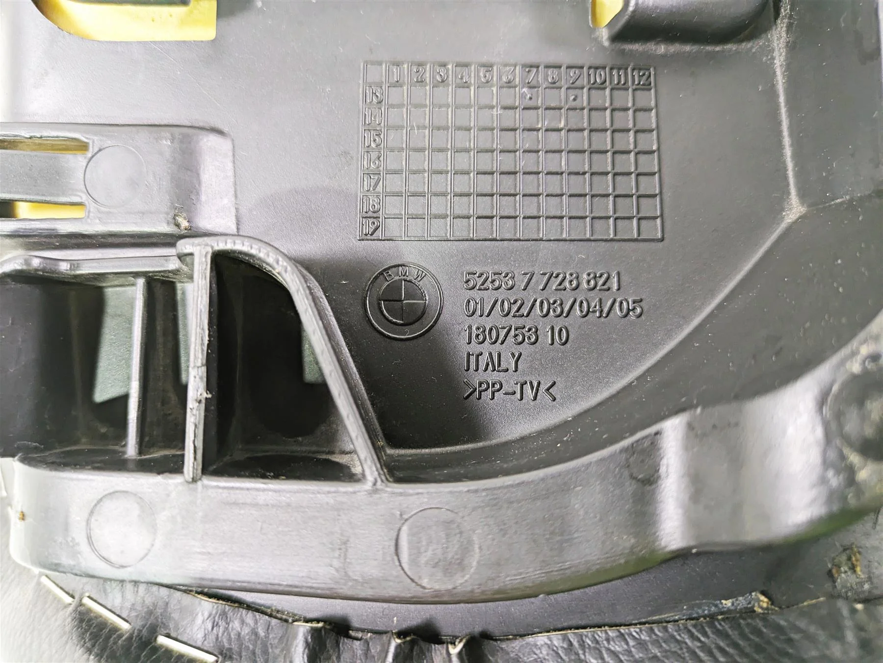 2014 BMW R1200 RT RTW K52 Front Heated Seat Saddle 52538544784 - Image 10