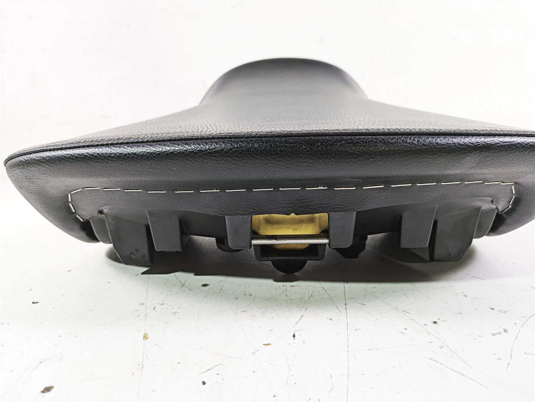 2014 BMW R1200 RT RTW K52 Front Heated Seat Saddle 52538544784 - Image 8