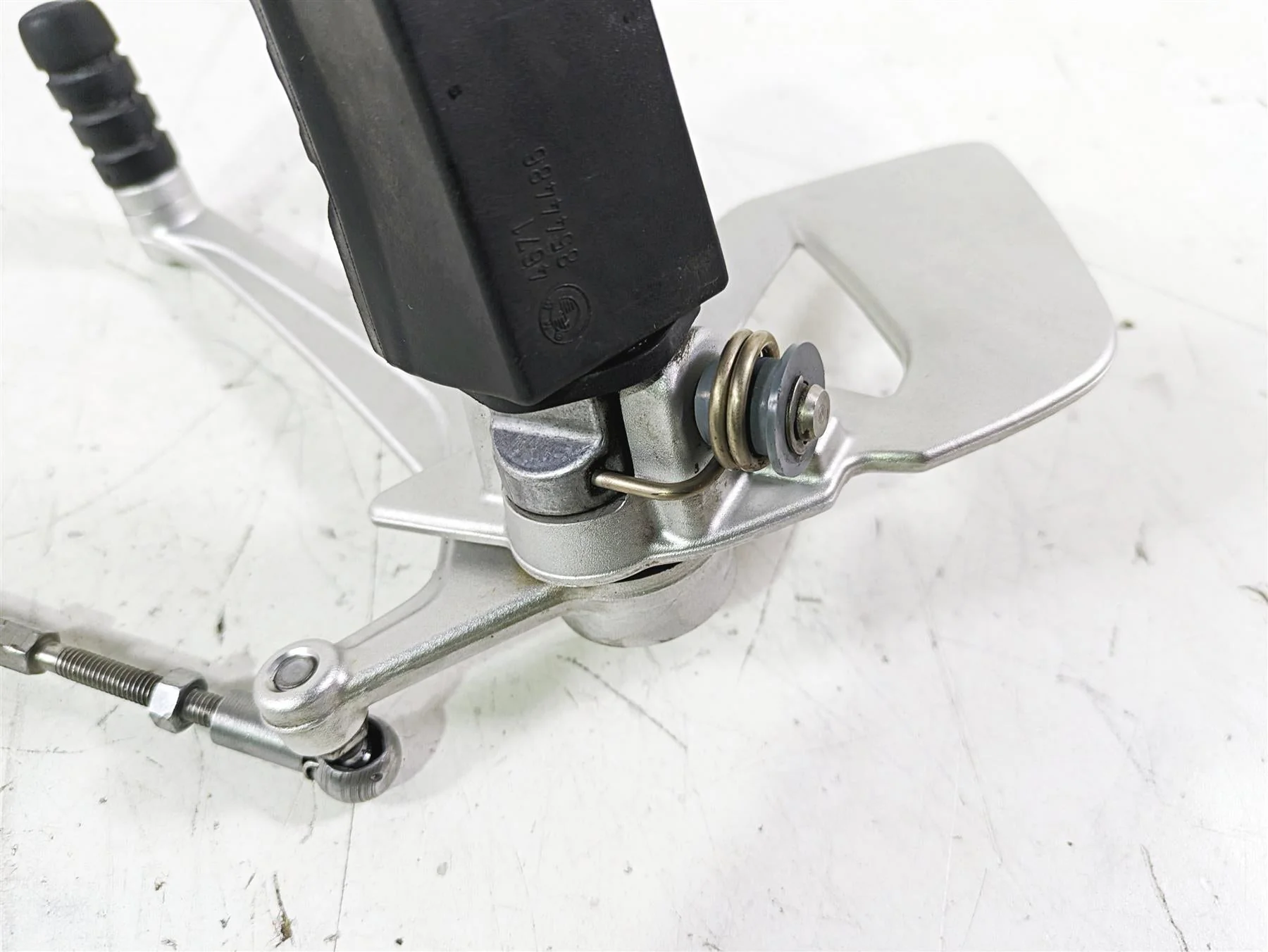 2014 BMW R1200 RT RTW K52 Front Left Footpeg & Shifter 46718535641 46718560383 - Image 10
