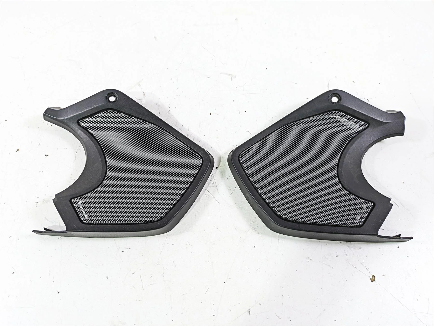 2014 BMW R1200 RT RTW K52 Front Speaker Cover Set 46638529412 46638529411 - Image 3