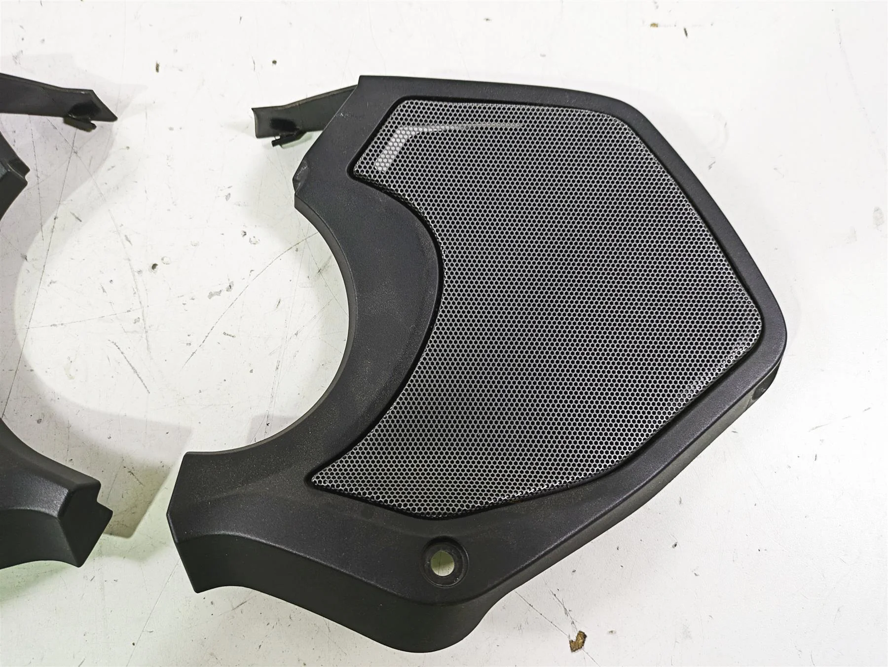 2014 BMW R1200 RT RTW K52 Front Speaker Cover Set 46638529412 46638529411 - Image 6