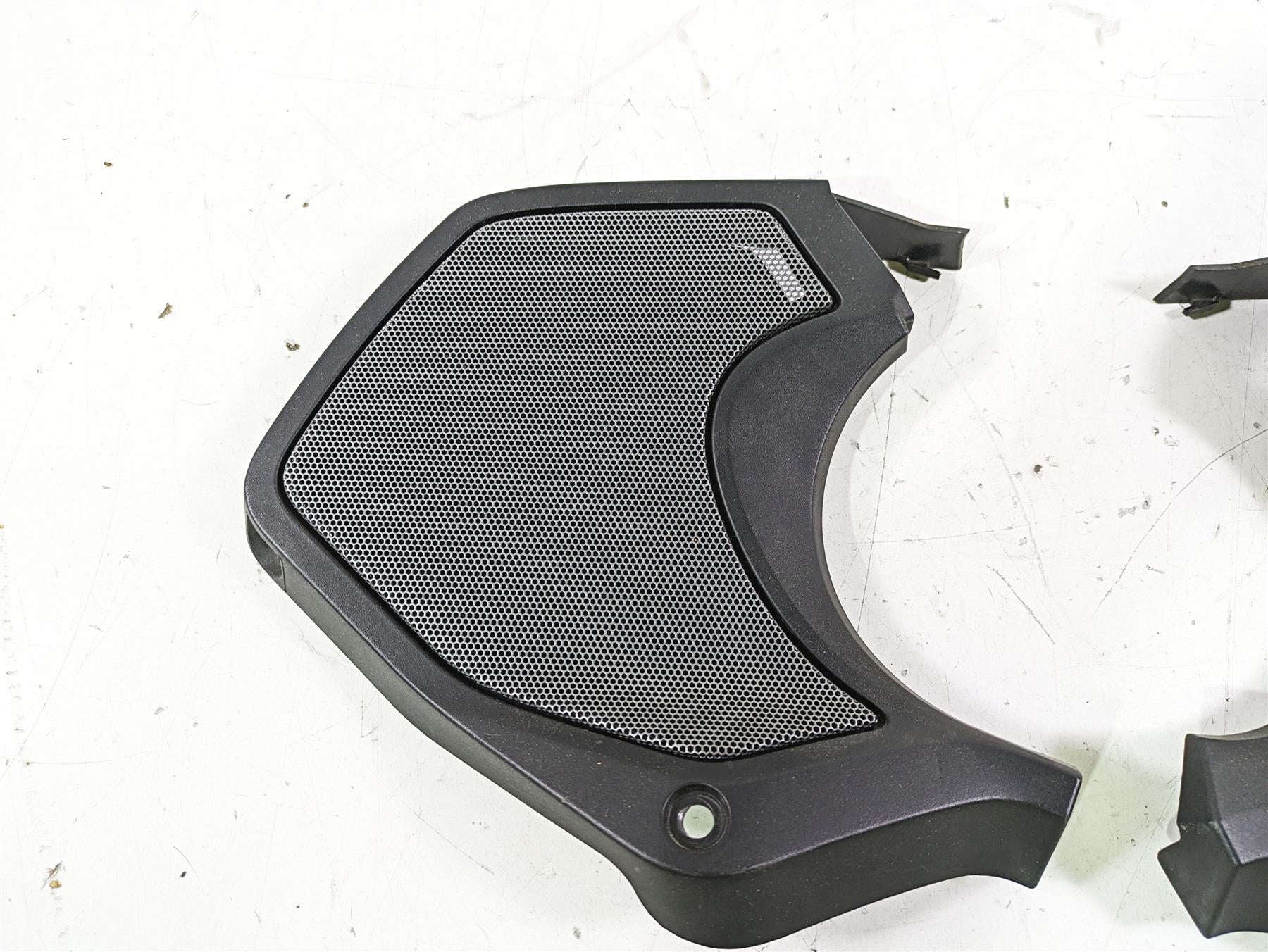 2014 BMW R1200 RT RTW K52 Front Speaker Cover Set 46638529412 46638529411 - Image 7
