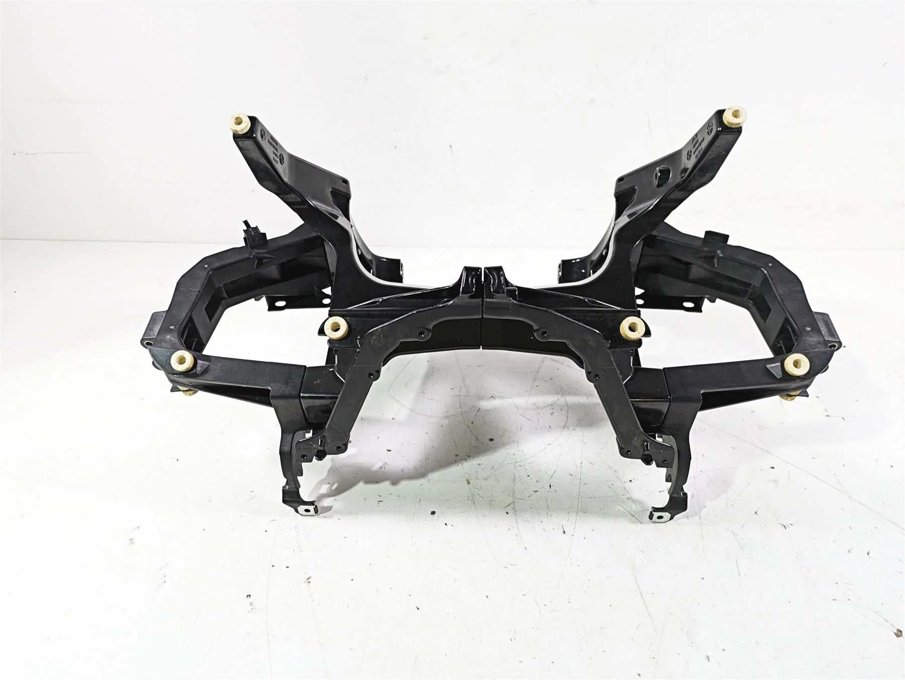 2014 BMW R1200 RT RTW K52 Front Stay Carrier Subframe 46638529329 46638529330 - Image 2