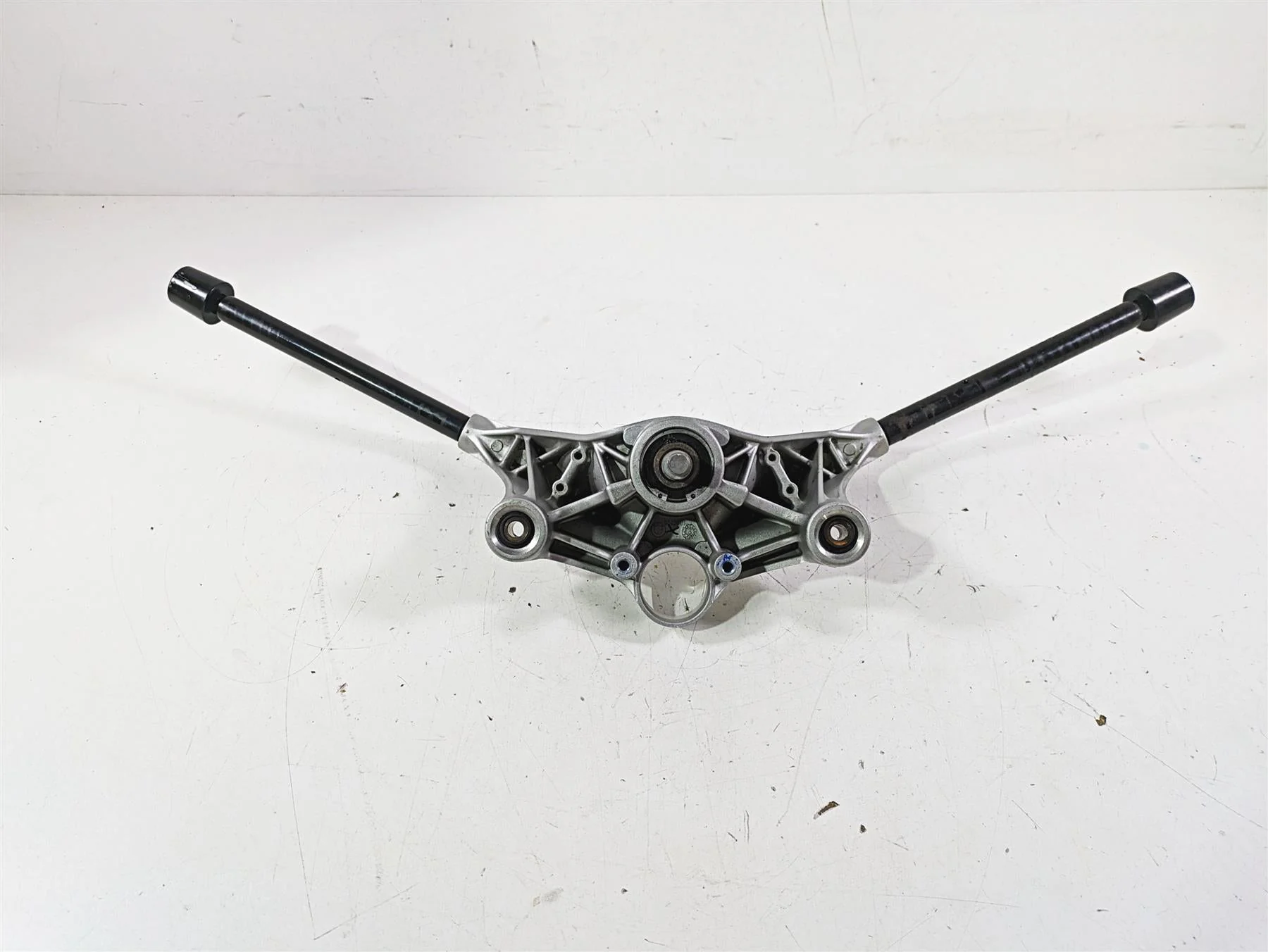 2014 BMW R1200 RT RTW K52 Handlebars & Upper Triple Tree Set 32718520053 - Image 8