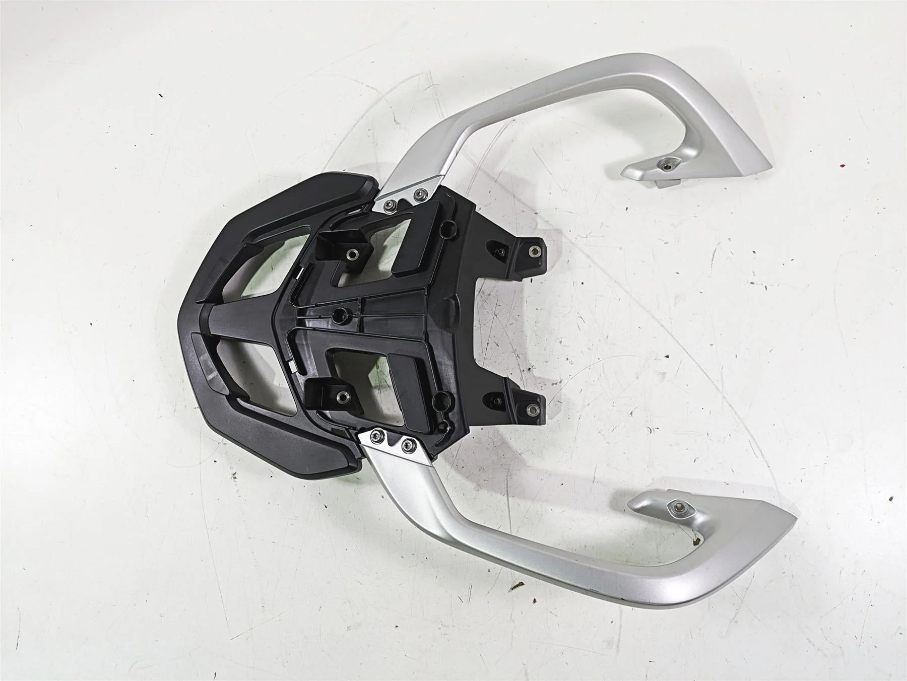 2014 BMW R1200 RT RTW K52 Luggage Rack Grab Rail Bar 46548520650 - Image 11
