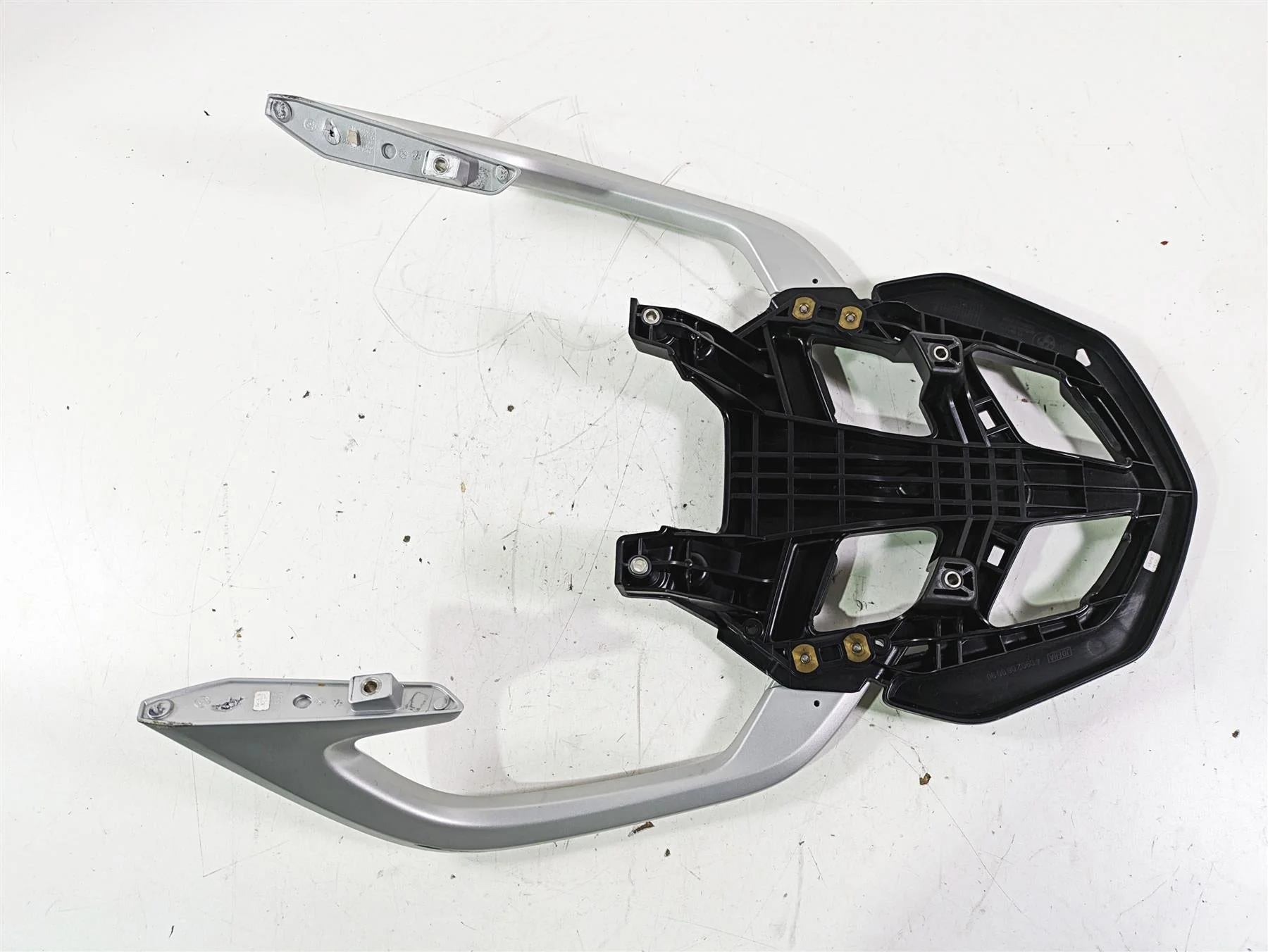 2014 BMW R1200 RT RTW K52 Luggage Rack Grab Rail Bar 46548520650 - Image 2