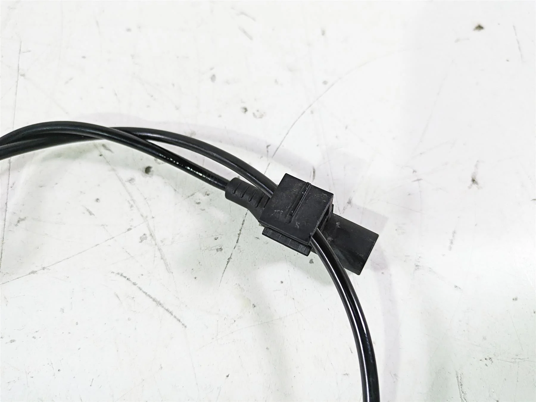 2014 BMW R1200 RT RTW K52 Rear Abs Brake Wheel Speed Sensor 34528551611 - Image 6