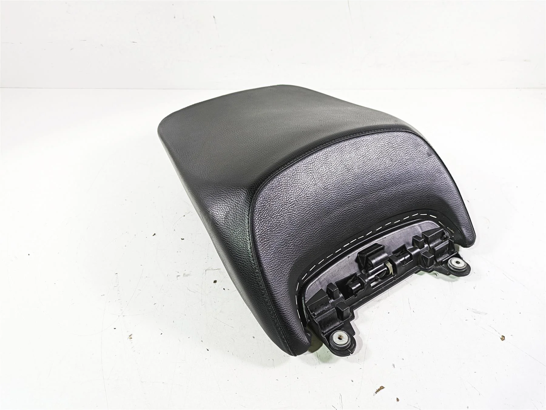 2014 BMW R1200 RT RTW K52 Rear Passenger Heated Seat Saddle 52538544790