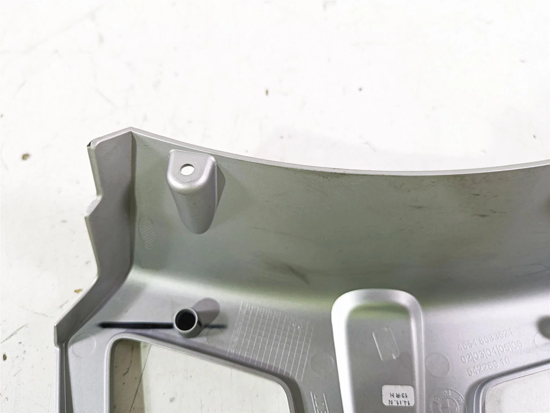2014 BMW R1200 RT RTW K52 Rear Tail Upper Cover Fairing 46548533521 - Image 9