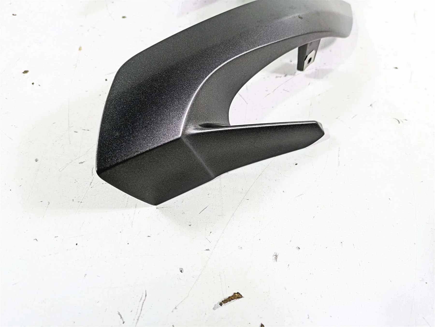 2014 BMW R1200 RT RTW K52 Right Headlight Fairing Cover Kalistograu 46638533559 - Image 9