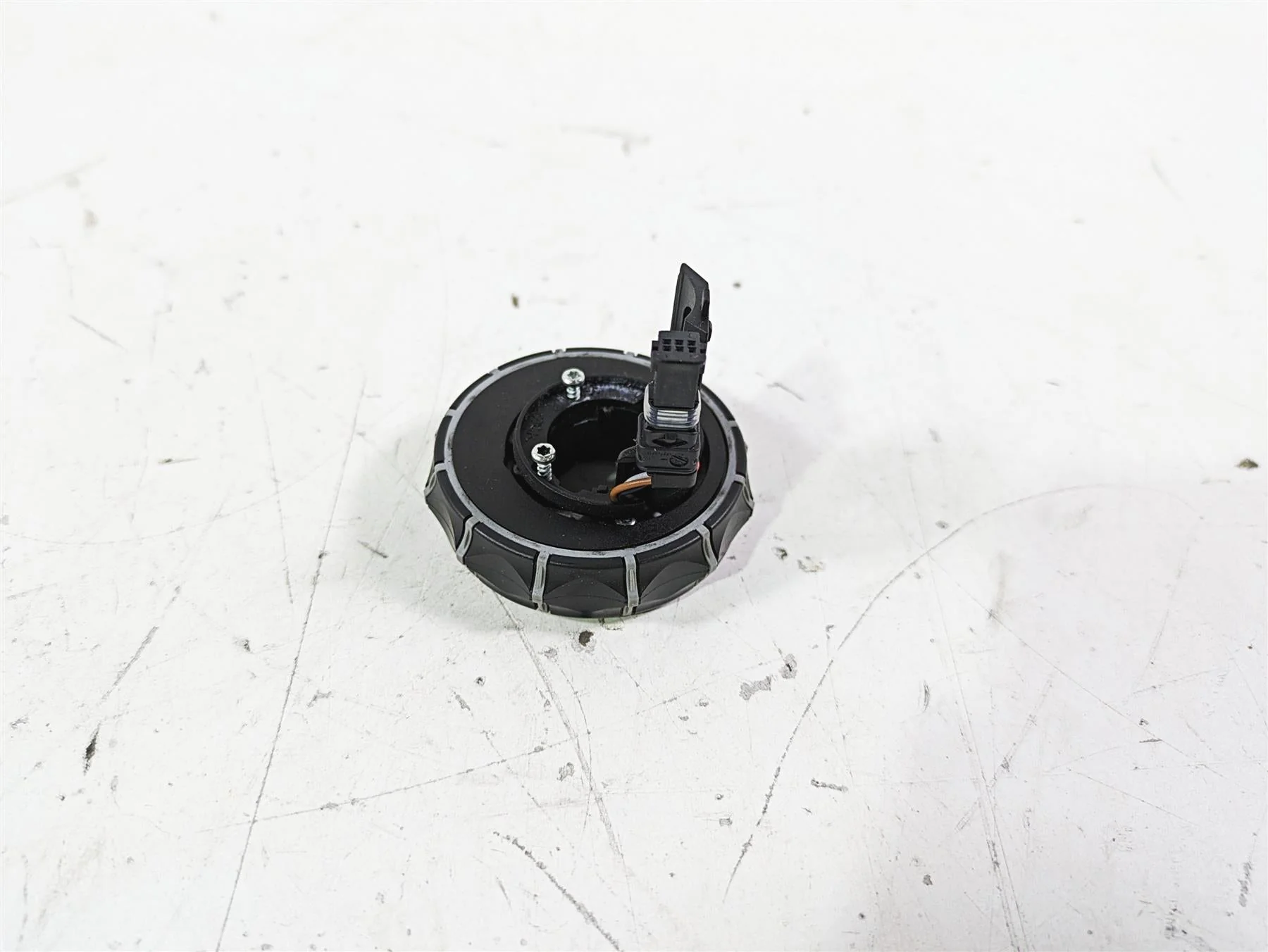 2014 BMW R1200 RT RTW K52 Round Multi Control Switch 7713937 61317727498 - Image 2
