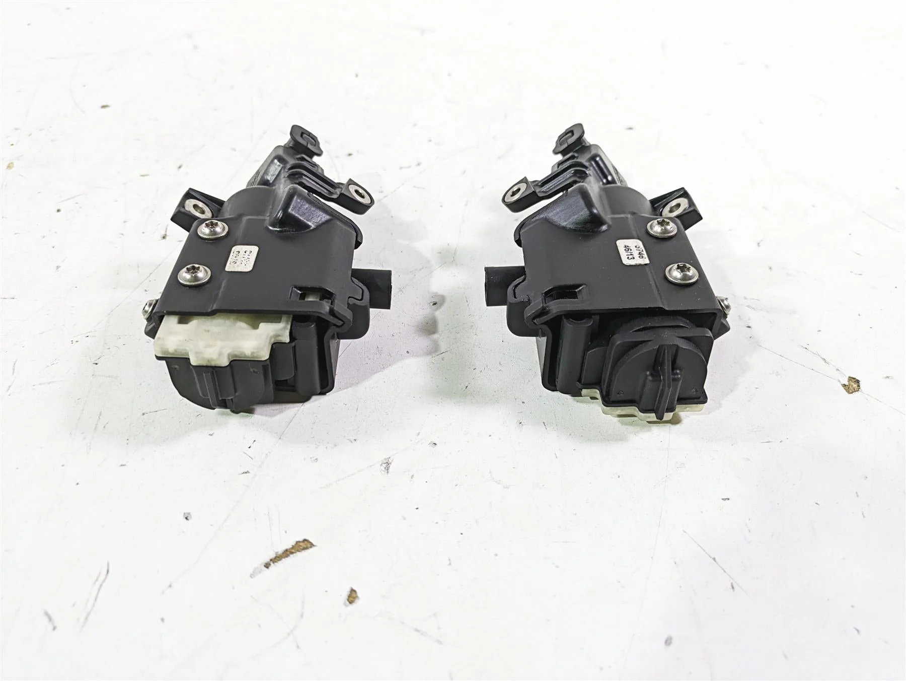 2014 BMW R1200 RT RTW K52 Saddlebag Bag Lock Actuator Set 46647724037 - Image 11