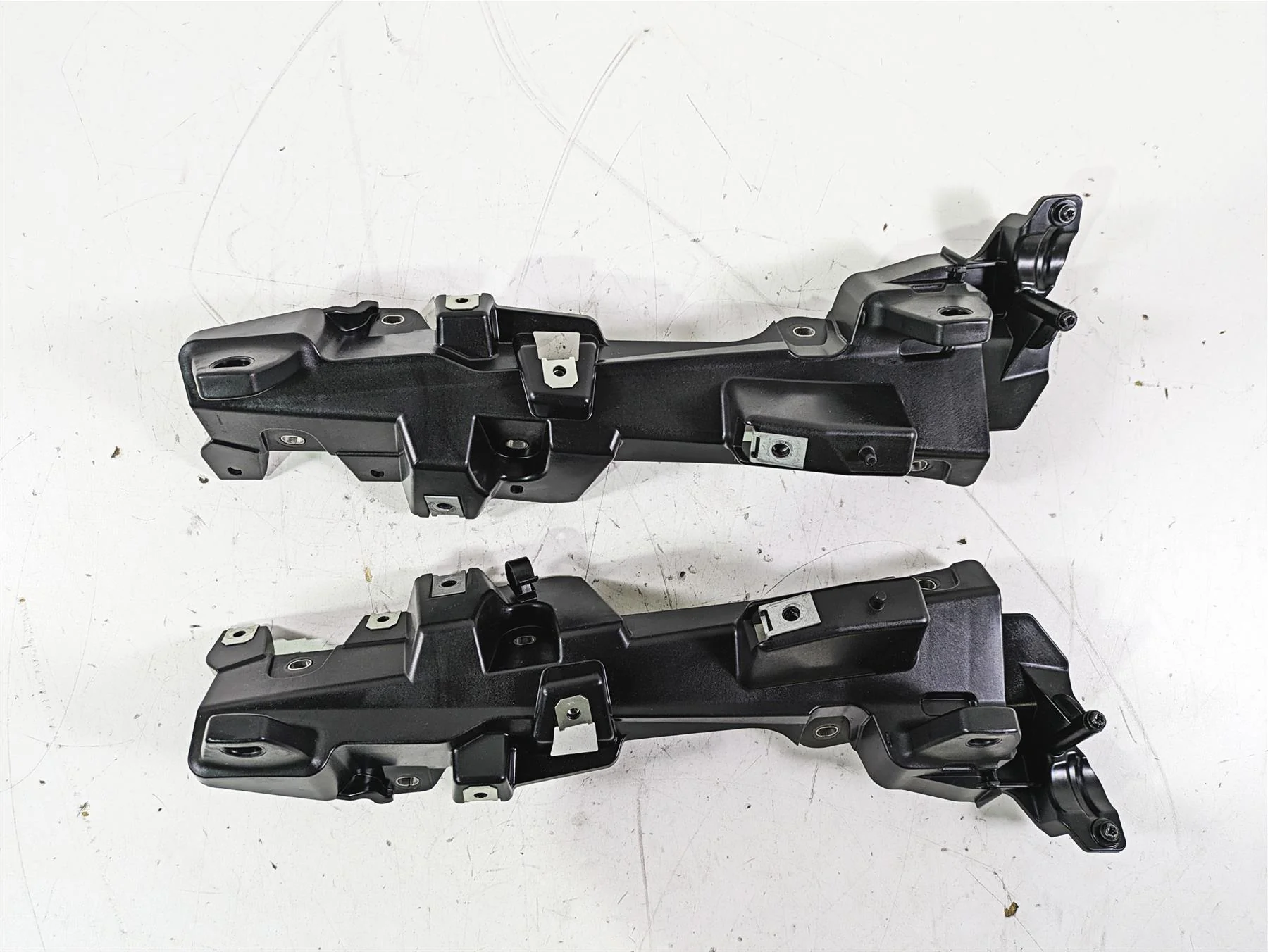 2014 BMW R1200 RT RTW K52 Saddlebag Mount Holder Set 46547728665 46547728666 - Image 2