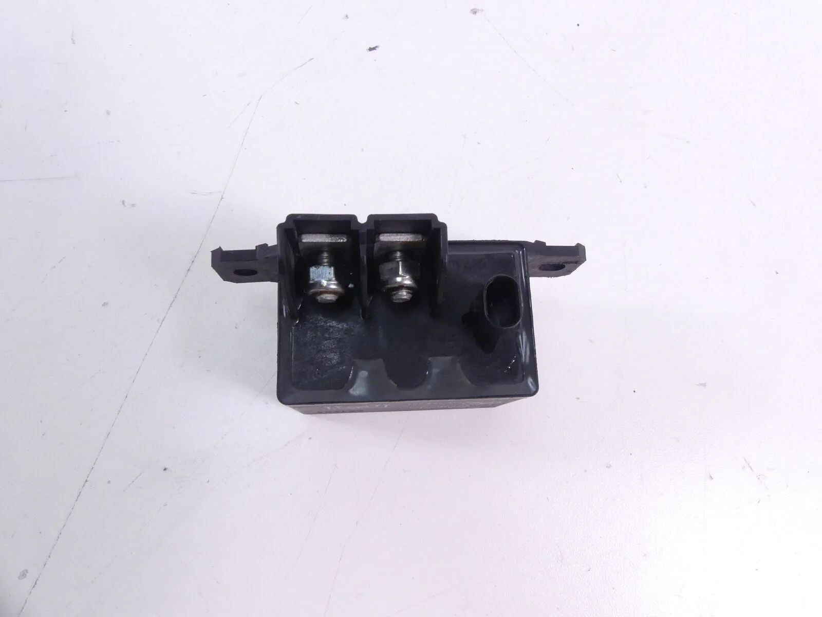 2014 BMW R1200 RT RTW K52 Starter Relay - Image 7
