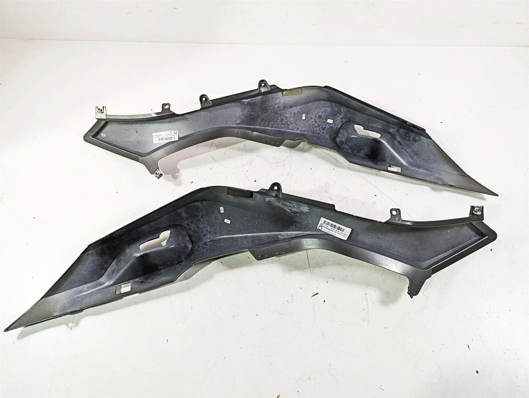 2014 BMW R1200 RT RTW K52 Tail Side Cover Fairing Set - Read 46638533567 - Image 6