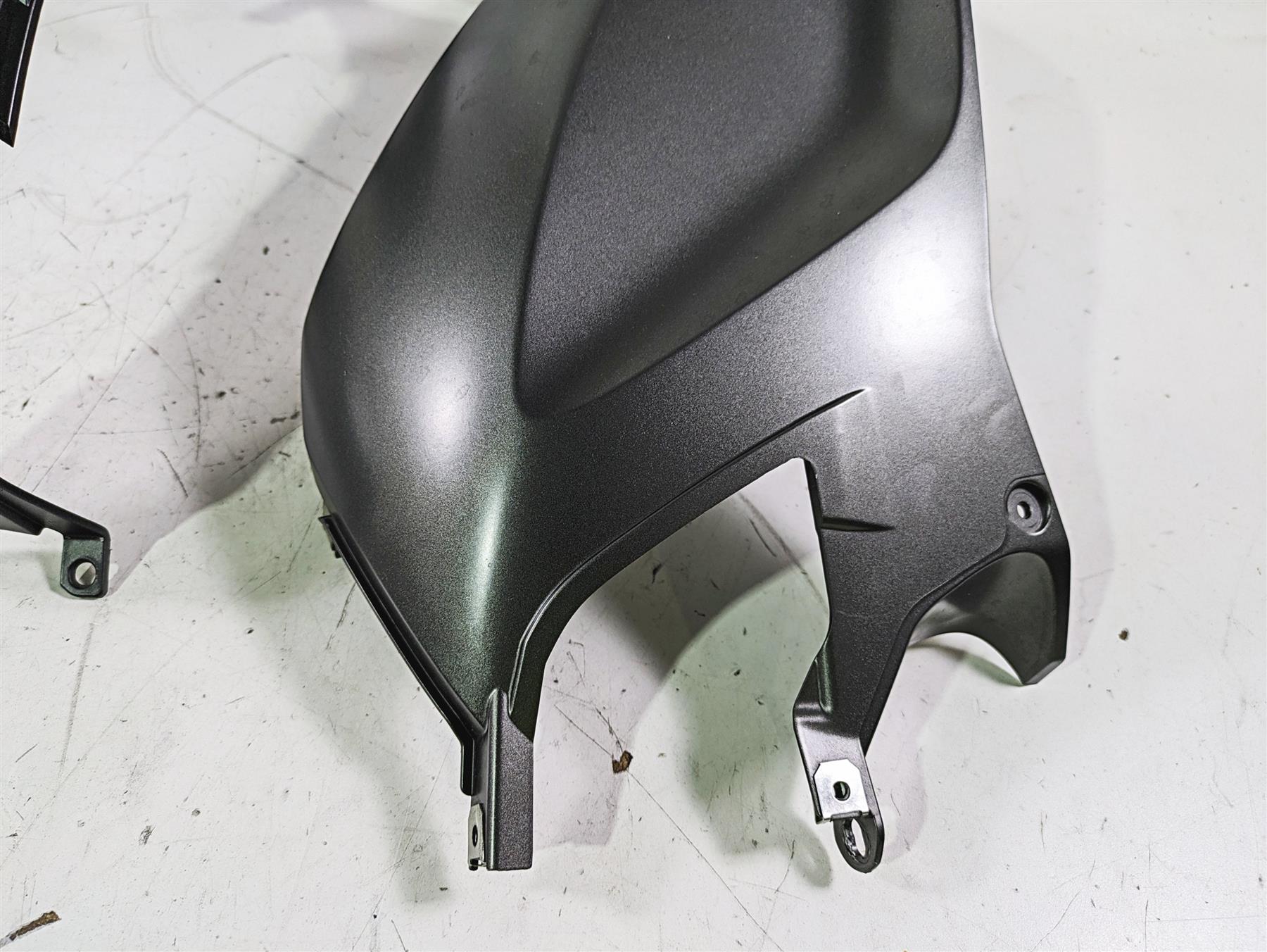 2014 BMW R1200 RT RTW K52 Tank Cover Fairing Kallistograu 46638533563 - Image 7