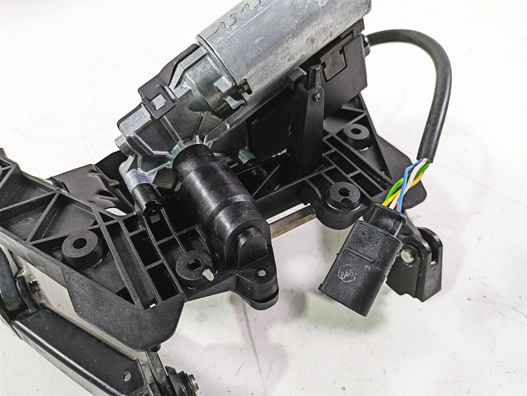 2014 BMW R1200 RT RTW K52 Windshield Adjuster & Motor 46637728676 55218526425 - Image 10