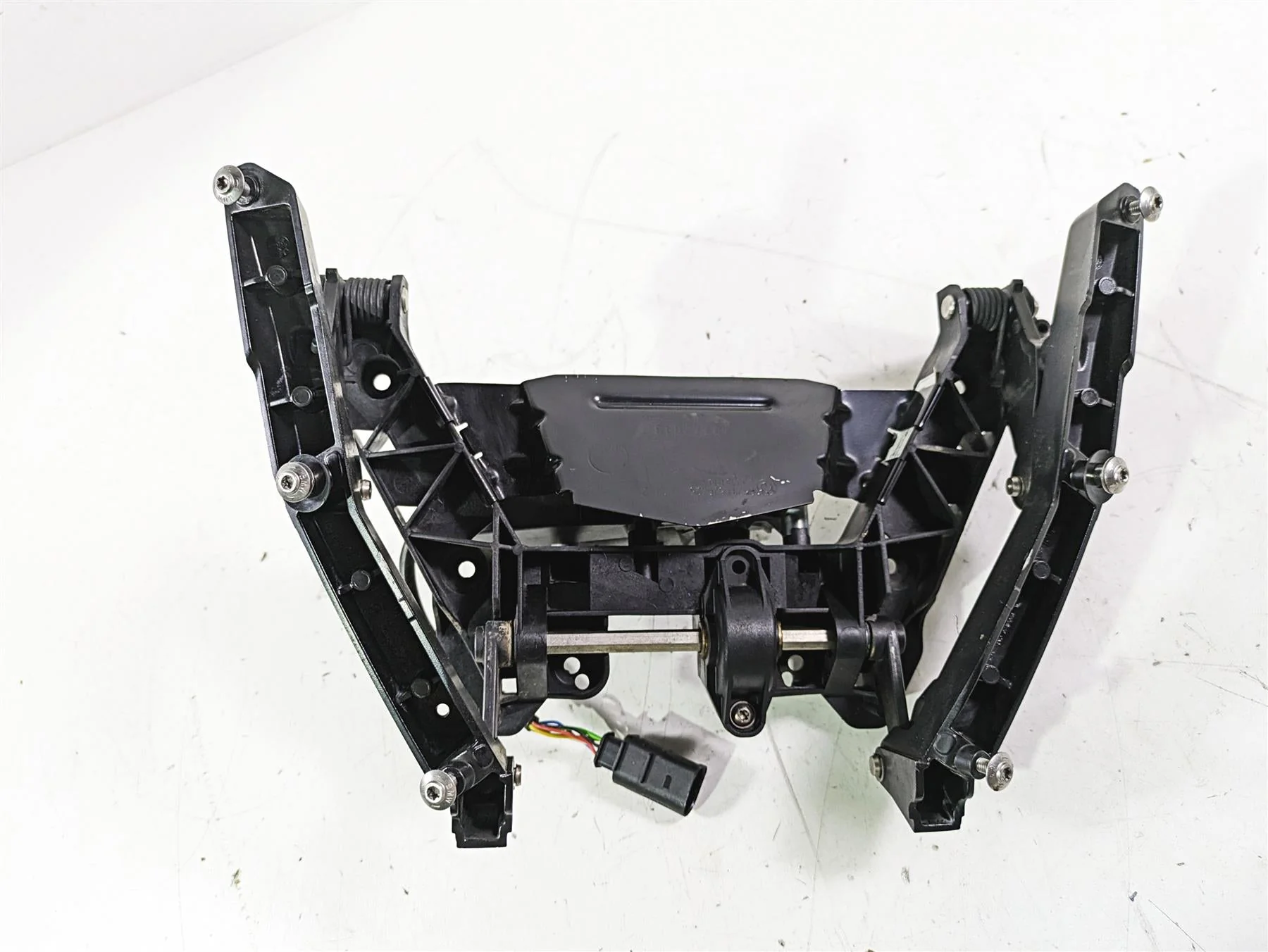 2014 BMW R1200 RT RTW K52 Windshield Adjuster & Motor 46637728676 55218526425 - Image 2