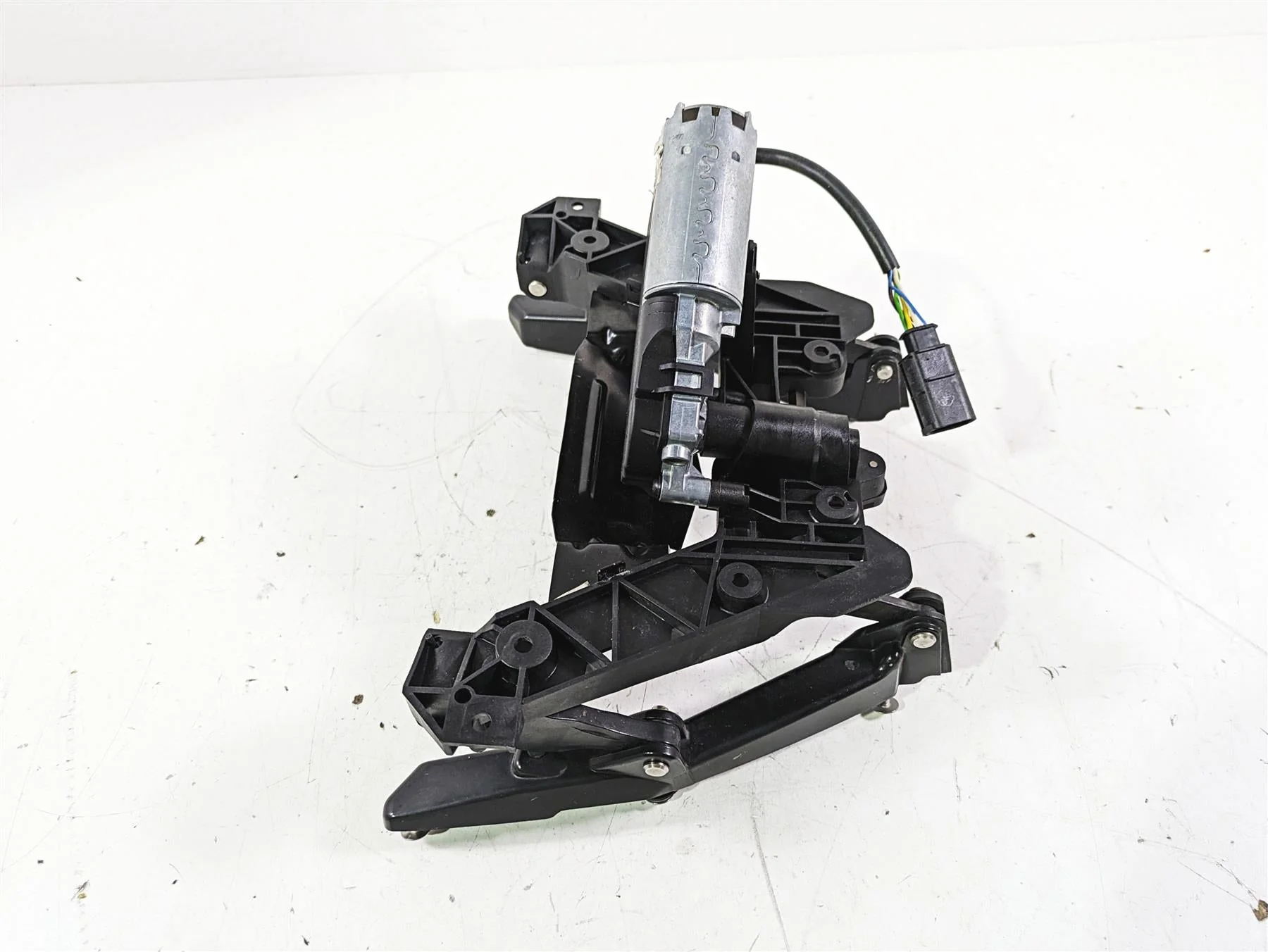 2014 BMW R1200 RT RTW K52 Windshield Adjuster & Motor 46637728676 55218526425 - Image 7