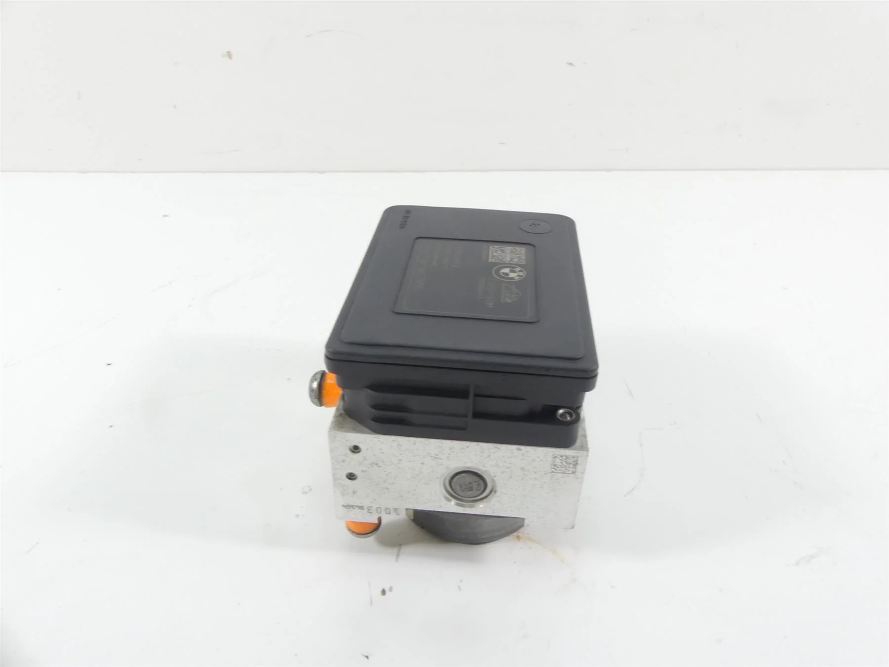 2014 BMW R1200GS K50 Abs Brake Pump Pressure Module  34518561705 8536819 - Image 2