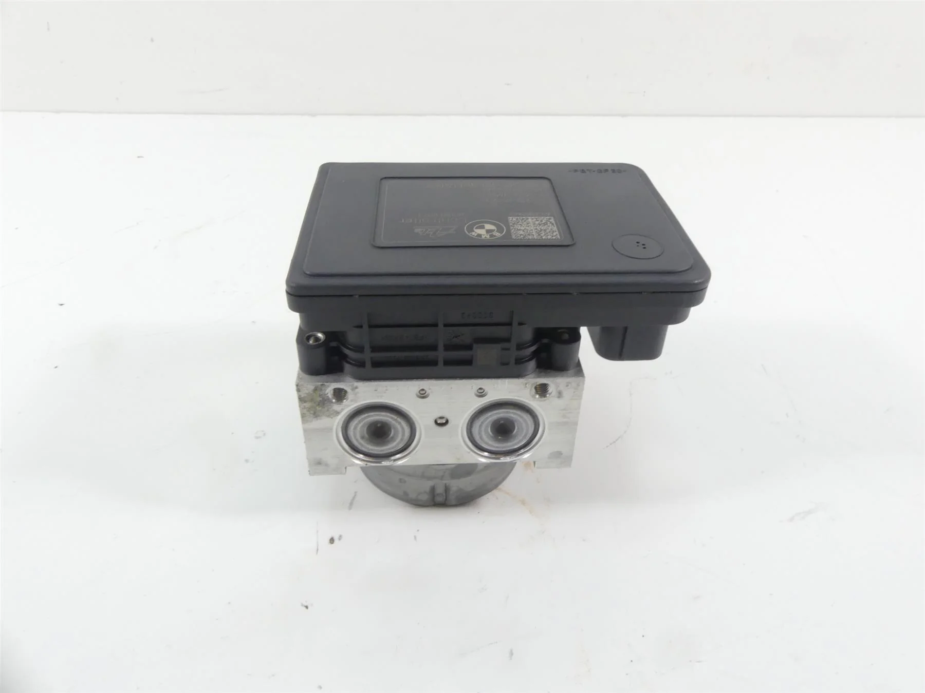 2014 BMW R1200GS K50 Abs Brake Pump Pressure Module  34518561705 8536819 - Image 3