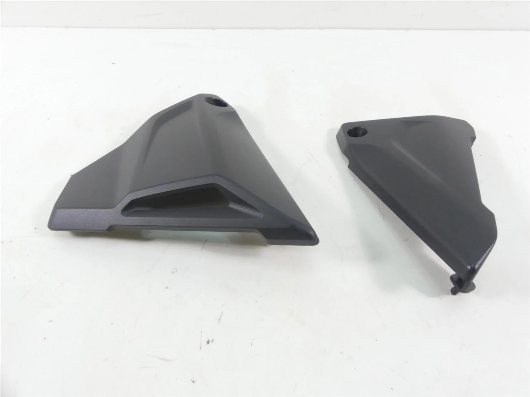 2014 BMW R1200GS K50 Battery Electrics Fairing Cover Set 46638523156 46638523155 - Image 2