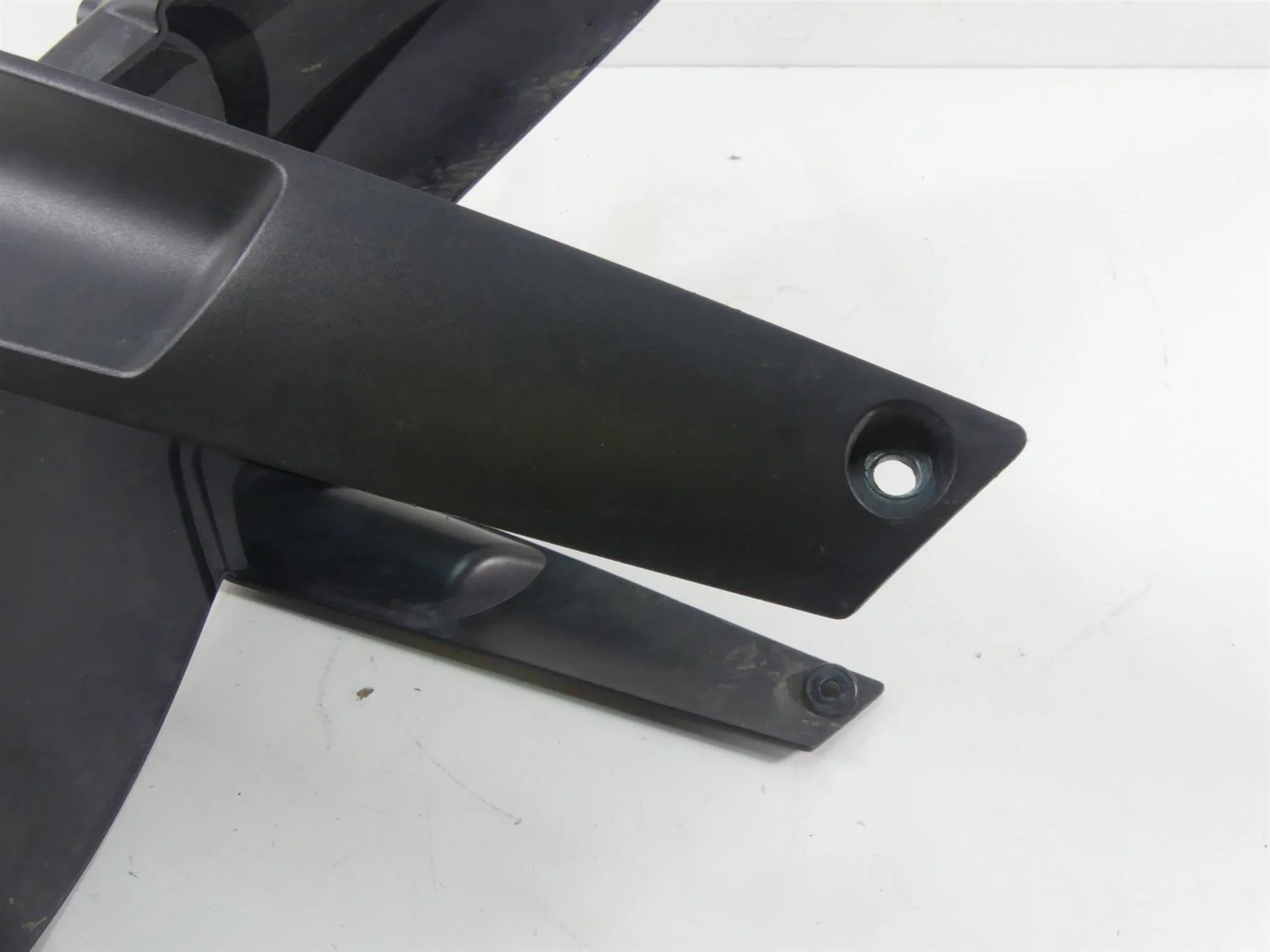 2014 BMW R1200GS K50 Front Lower Fender Mud Guard Tire Hugger 46618532313 - Image 6