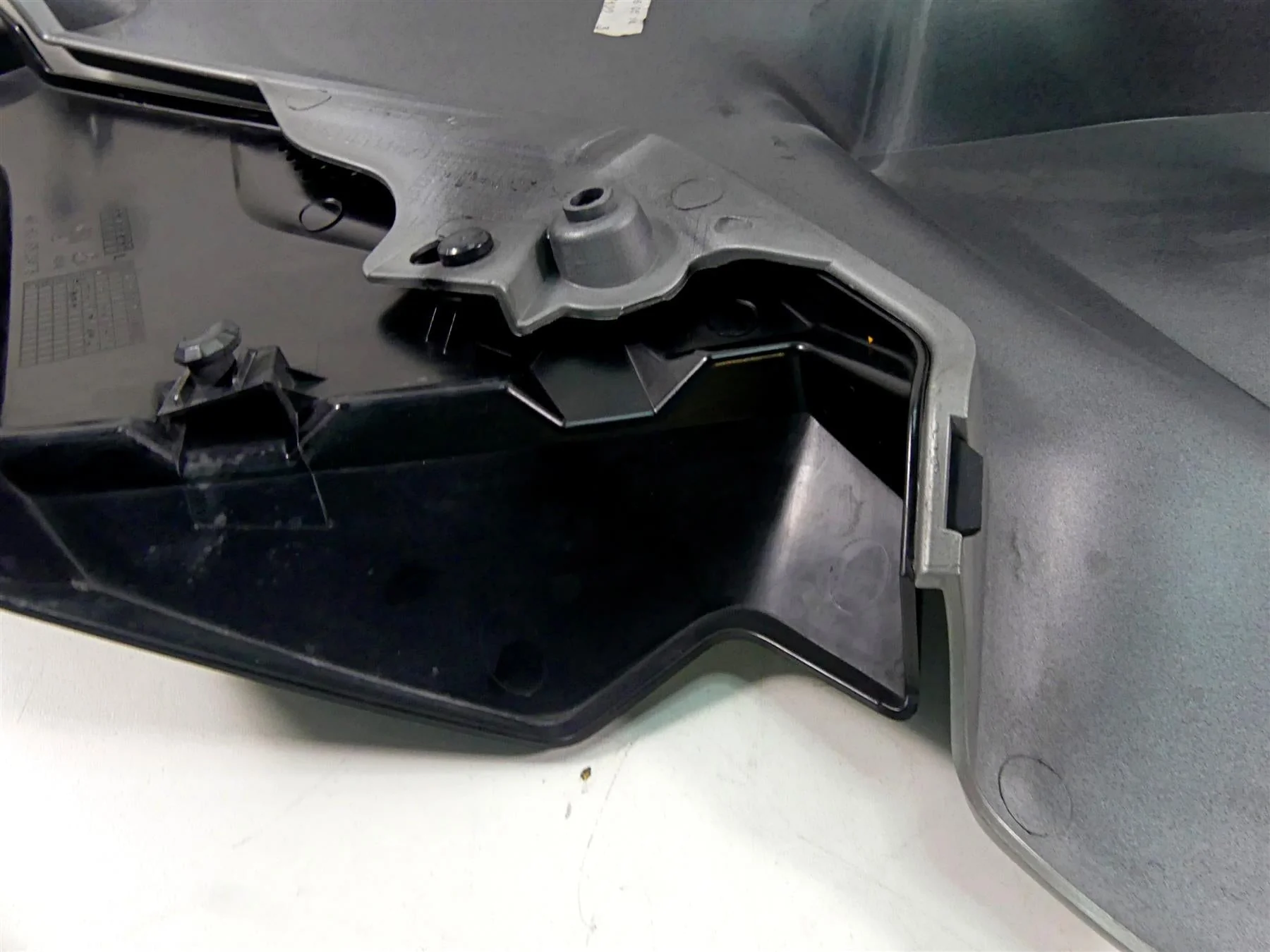 2014 BMW R1200GS K50 Left Tank Side Fairing Cover Set 46638528669 46638533679 - Image 12